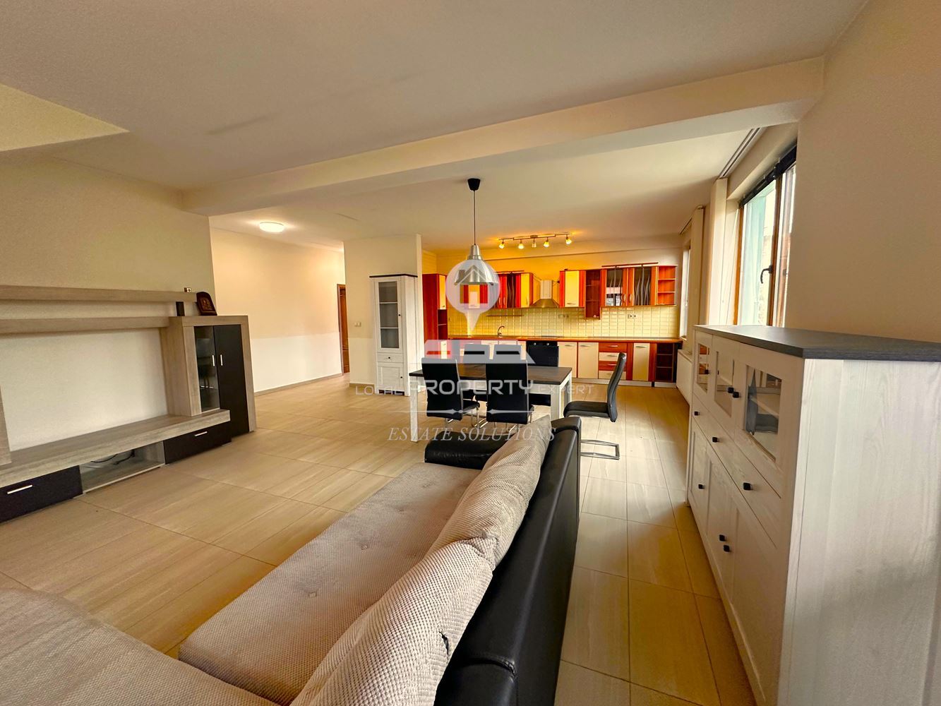 ЕДНОФАМИЛНА КЪЩА С ПРОСТОРЕН ДВОР И ТОП ЛОКАЦИЯ - ИДЕАЛЕН ЦЕНТЪР НА СЕЛО БАНЯ. - 0