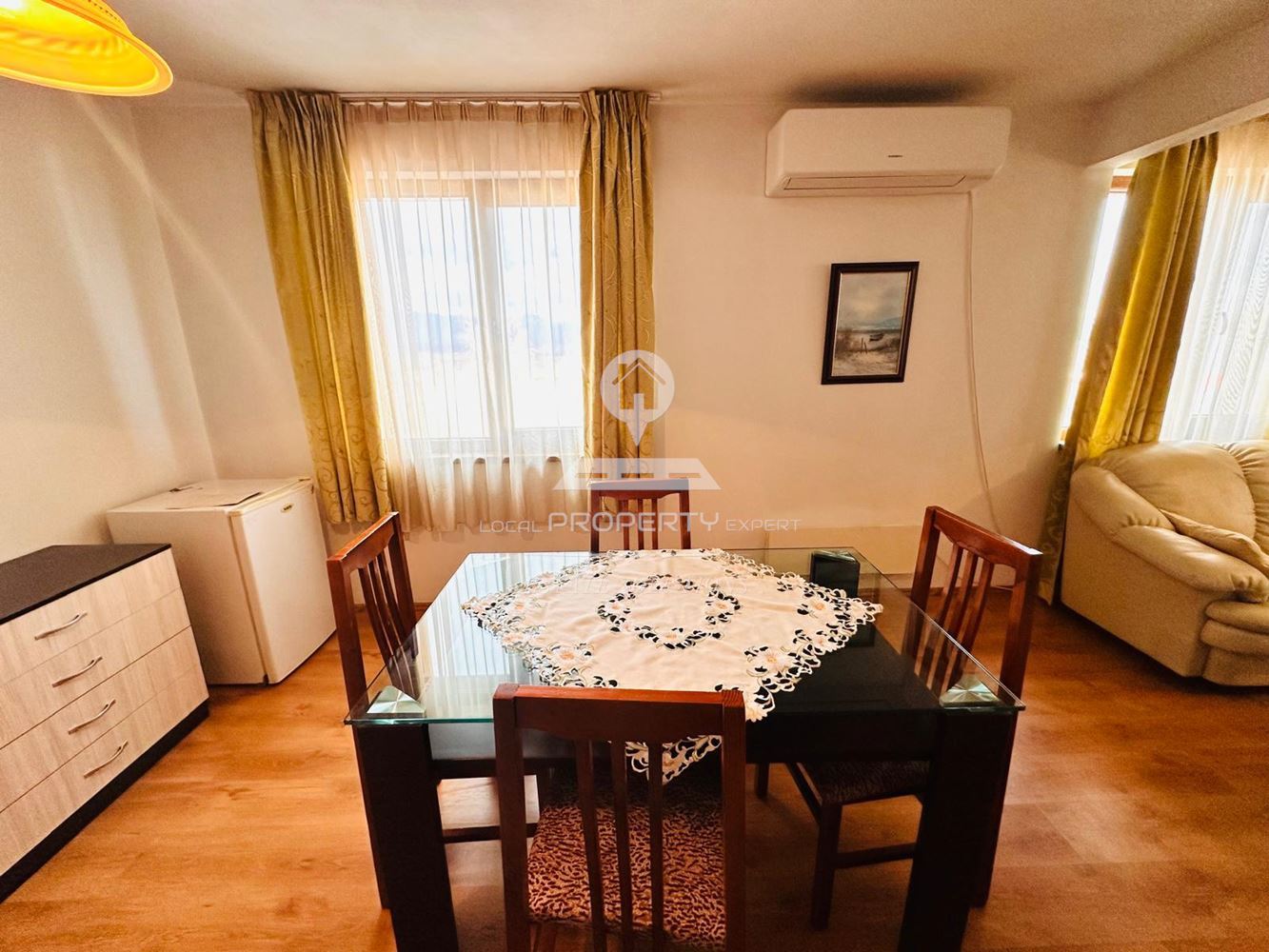 НАПЪЛНО ОБЗАВЕДЕН ТРИСТАЕН МЕЗОНЕТ ПОД НАЕМ В РАЙОНА НА ЕКОНТ, УЛ. ВАСИЛ КЪНЧЕВ 1, ГР. БАНСКО. - 0