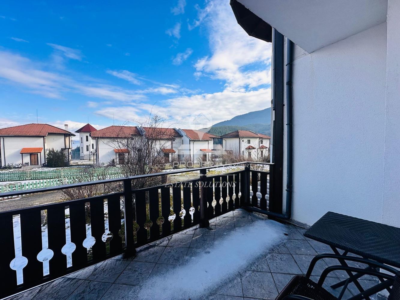 НАПЪЛНО ОБЗАВЕДЕНА ЕДНОФАМИЛНА КЪЩА НА ДВА ЕТАЖА, ПОД НАЕМ В КОМЛЕКС "PINE ROSE", МЕСТНОСТА "СВЕТИ ИВАН", ГР. БАНСКО. - 0