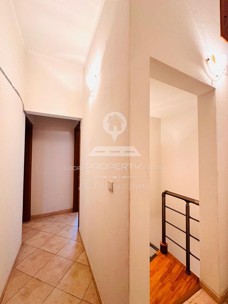 НАПЪЛНО ОБЗАВЕДЕН ТРИСТАЕН МЕЗОНЕТ ПОД НАЕМ В РАЙОНА НА ЕКОНТ, УЛ. ВАСИЛ КЪНЧЕВ 1, ГР. БАНСКО. - 0