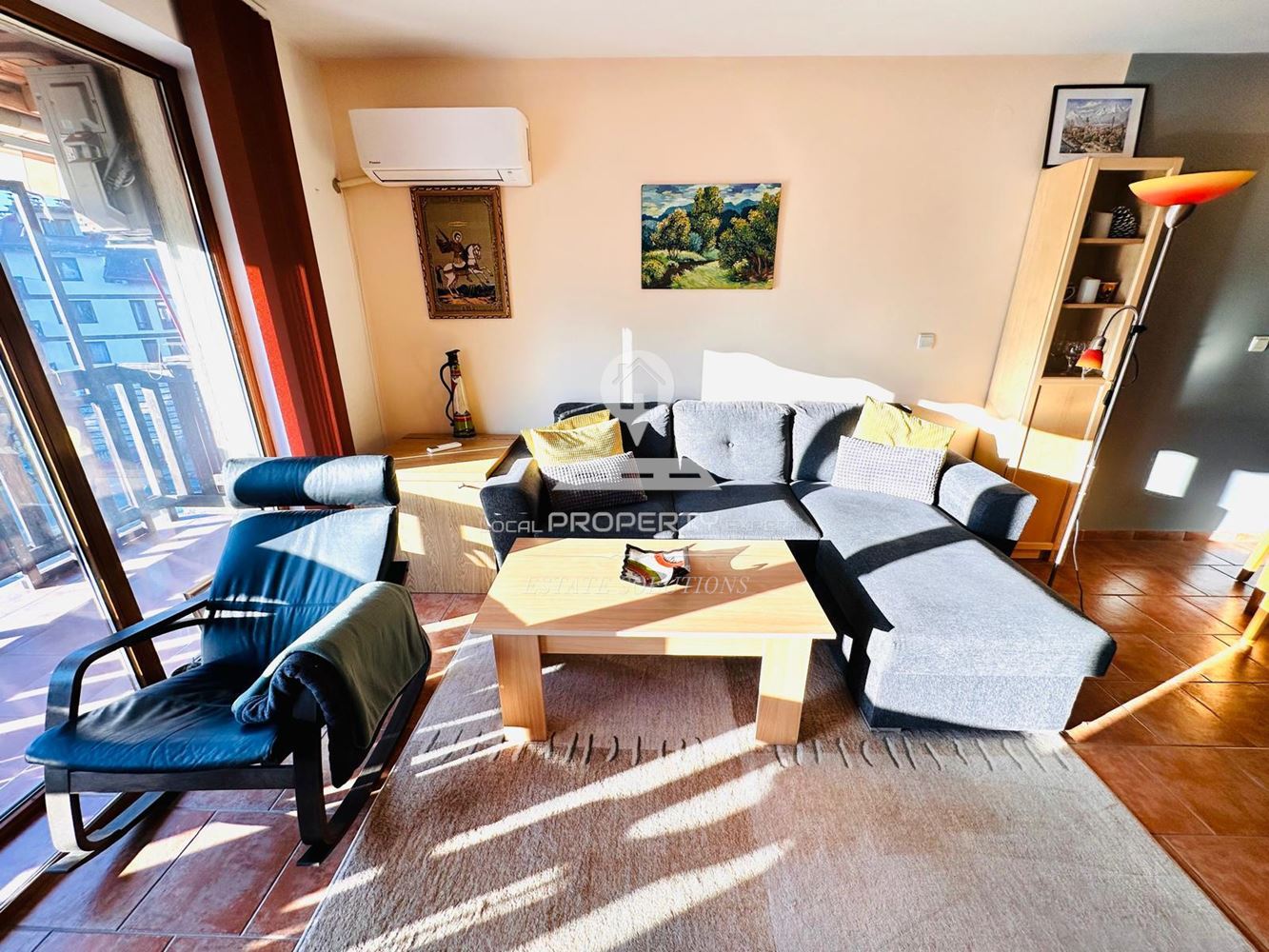 ЮЖЕН ОБЗАВЕДЕН ТРИСТАЕН АПАРТАМЕНТ ПОД НАЕМ В ЖИЛИЩНА СГРАДА "ПРЕСПА", М. ГРАМАДЕТО, ГР. БАНСКО. - 0