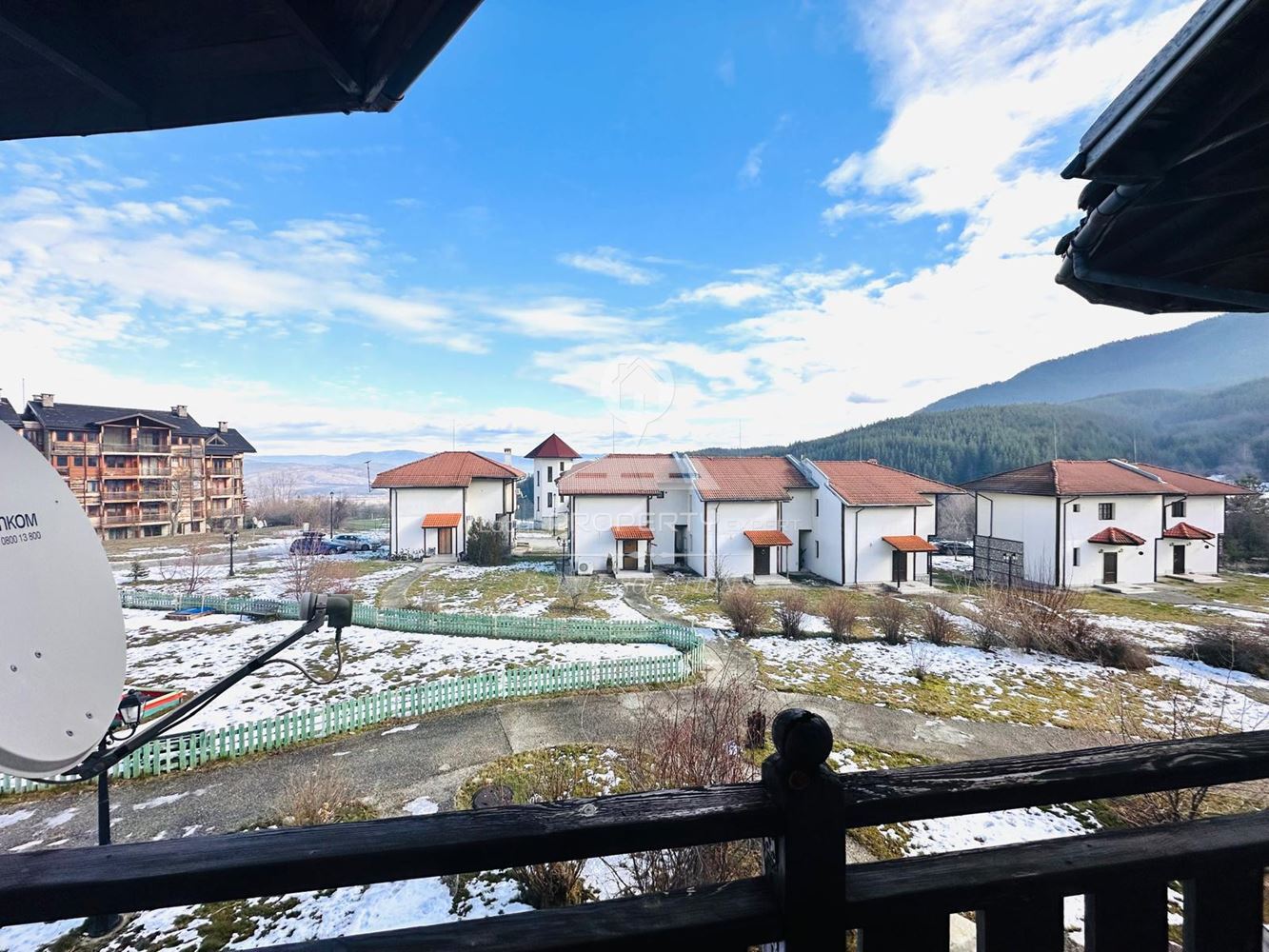 НАПЪЛНО ОБЗАВЕДЕНА ЕДНОФАМИЛНА КЪЩА НА ДВА ЕТАЖА, ПОД НАЕМ В КОМЛЕКС "PINE ROSE", МЕСТНОСТА "СВЕТИ ИВАН", ГР. БАНСКО. - 0