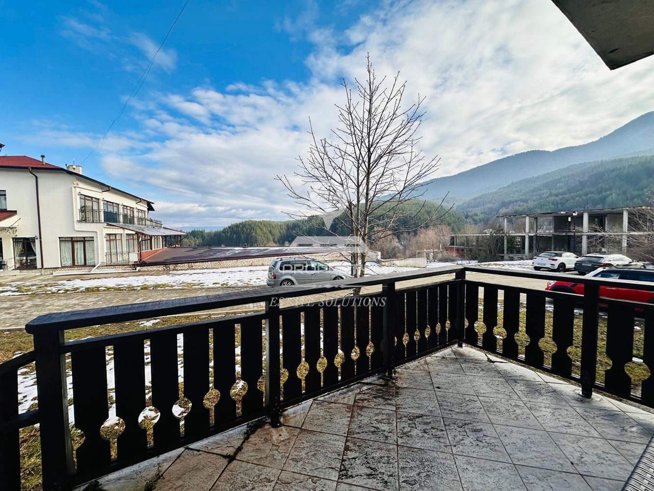 НАПЪЛНО ОБЗАВЕДЕНА КЪЩА С ТРИ СПАЛНИ ПОД НАЕМ В КОМЛЕКС "PINE ROSE", МЕСТНОСТА "СВЕТИ ИВАН", ГР. БАНСКО. - 0