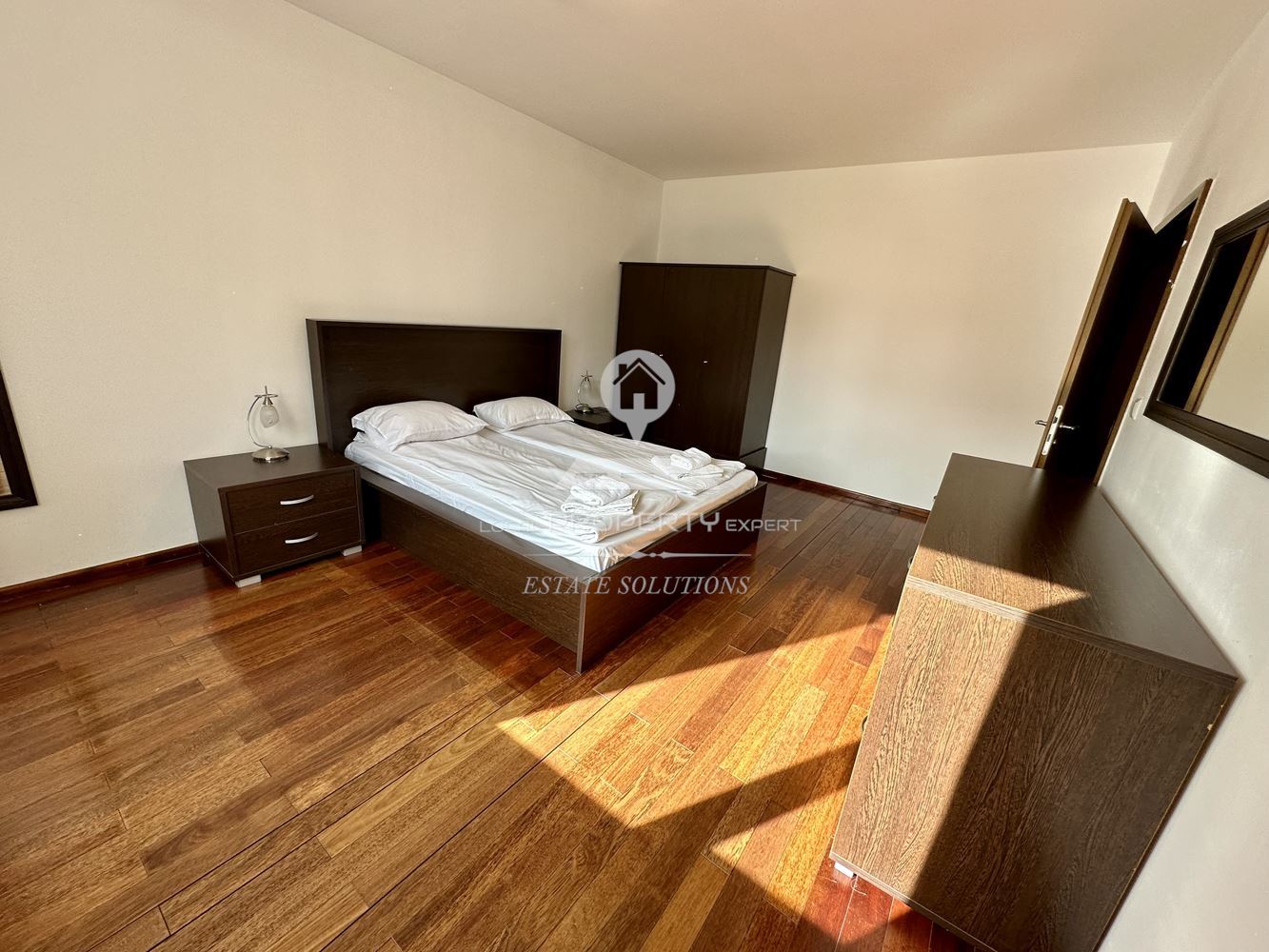 ОБЗАВЕДЕН, ТРИСТАЕН АПАРТАМЕНТ В КОМПЛЕКС "BELLEVUE RESIDENCE" ГР.БАНСКО. - 0