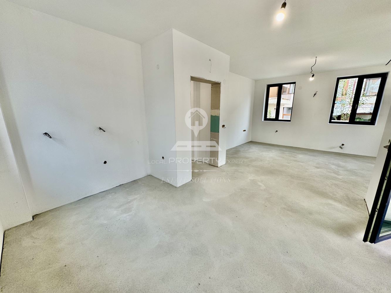 НОВА ЕДНОФАМИЛНА КЪЩА "ДО МЕБЕЛИ" - ПОДОВО С ТЕРМОПОМПА И ПРОСТОРЕН ГАРАЖ - 0