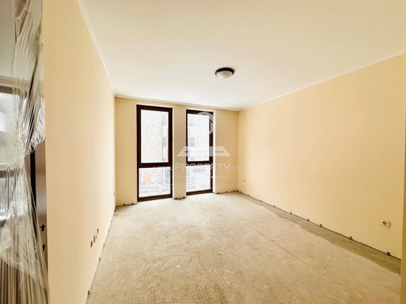 ЮЖЕН, ТРИСТАЕН АПАРТАМЕНТ В ЖИЛИЩНА СГРАДА "ORCHARD'', КВ. ГЛАЗНЕ, ГР. БАНСКО. - 0