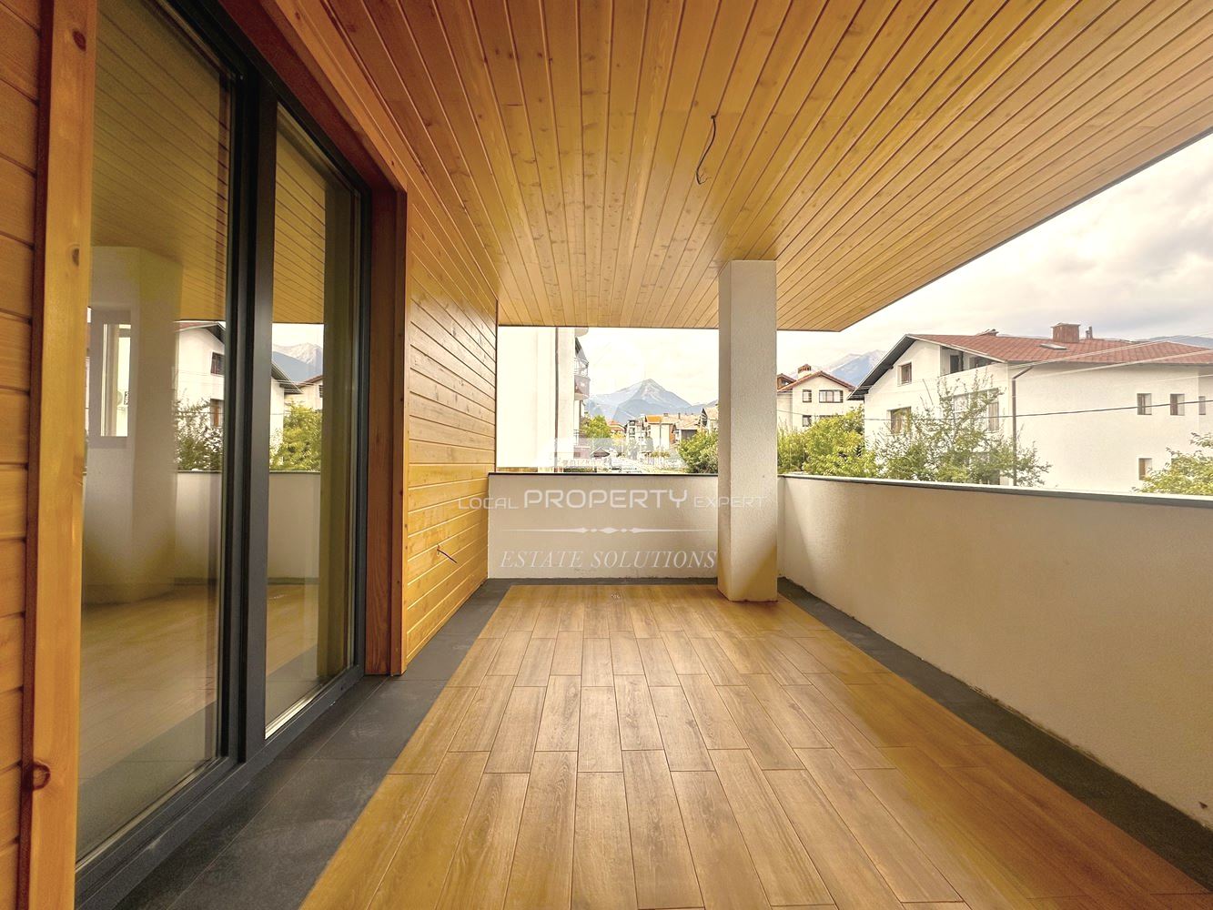 НОВА ЕДНОФАМИЛНА КЪЩА "ДО МЕБЕЛИ" - ПОДОВО С ТЕРМОПОМПА И ПРОСТОРЕН ГАРАЖ - 0