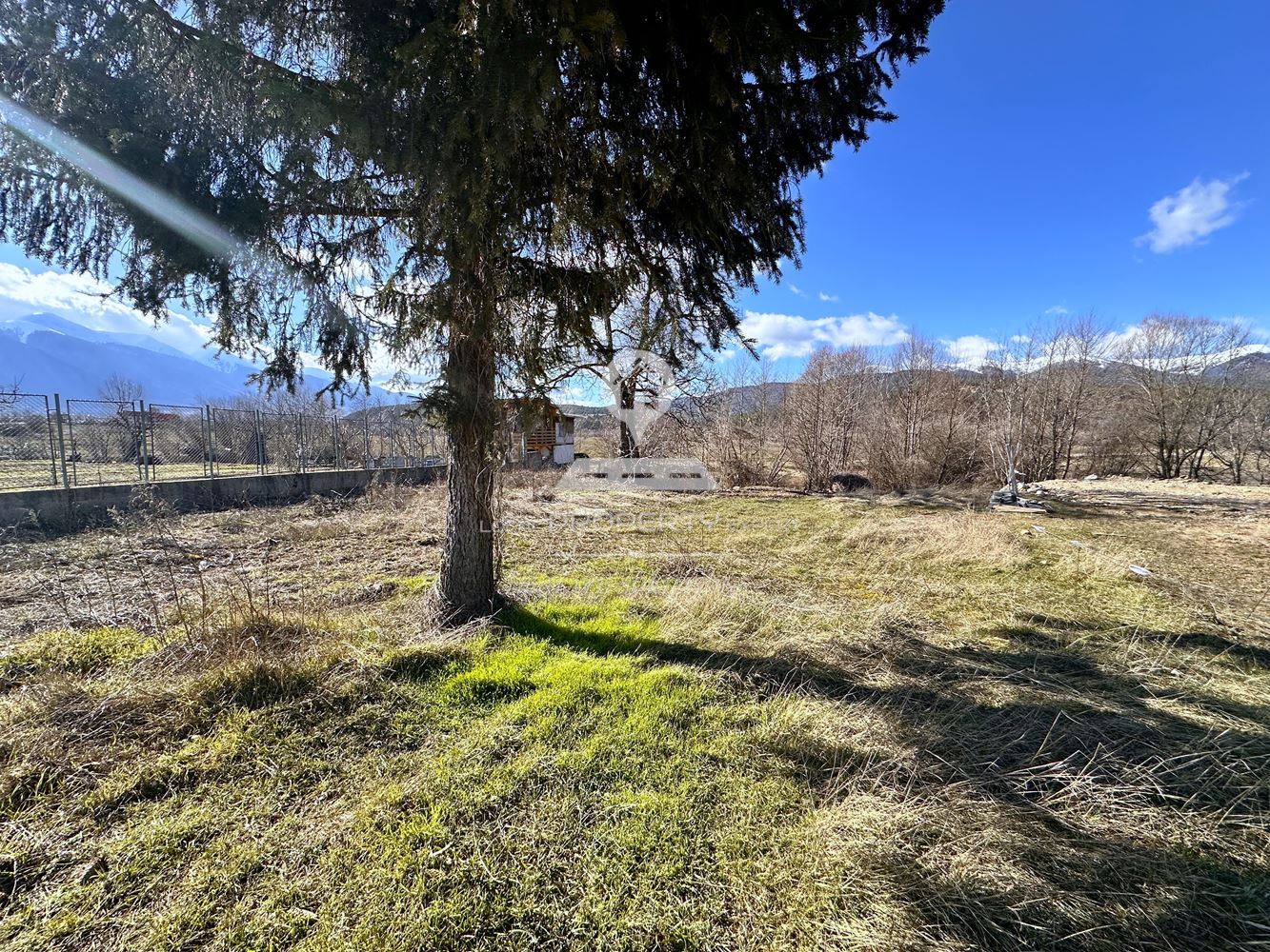 ПАРЦЕЛ ЗА ИНВЕСТИЦИЯ С ЛИЦЕ НА ГЛАВЕН ПЪТ, МЕСТНОСТ „РАВНАКО“, ГР. РАЗЛОГ - 0