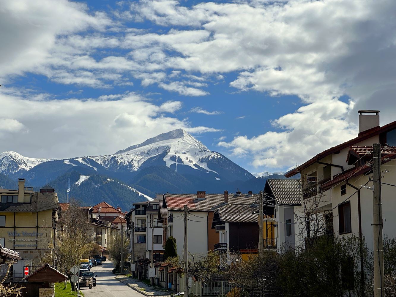 НОВА ЕДНОФАМИЛНА КЪЩА "ДО МЕБЕЛИ" - ПОДОВО С ТЕРМОПОМПА И ПРОСТОРЕН ГАРАЖ - 0