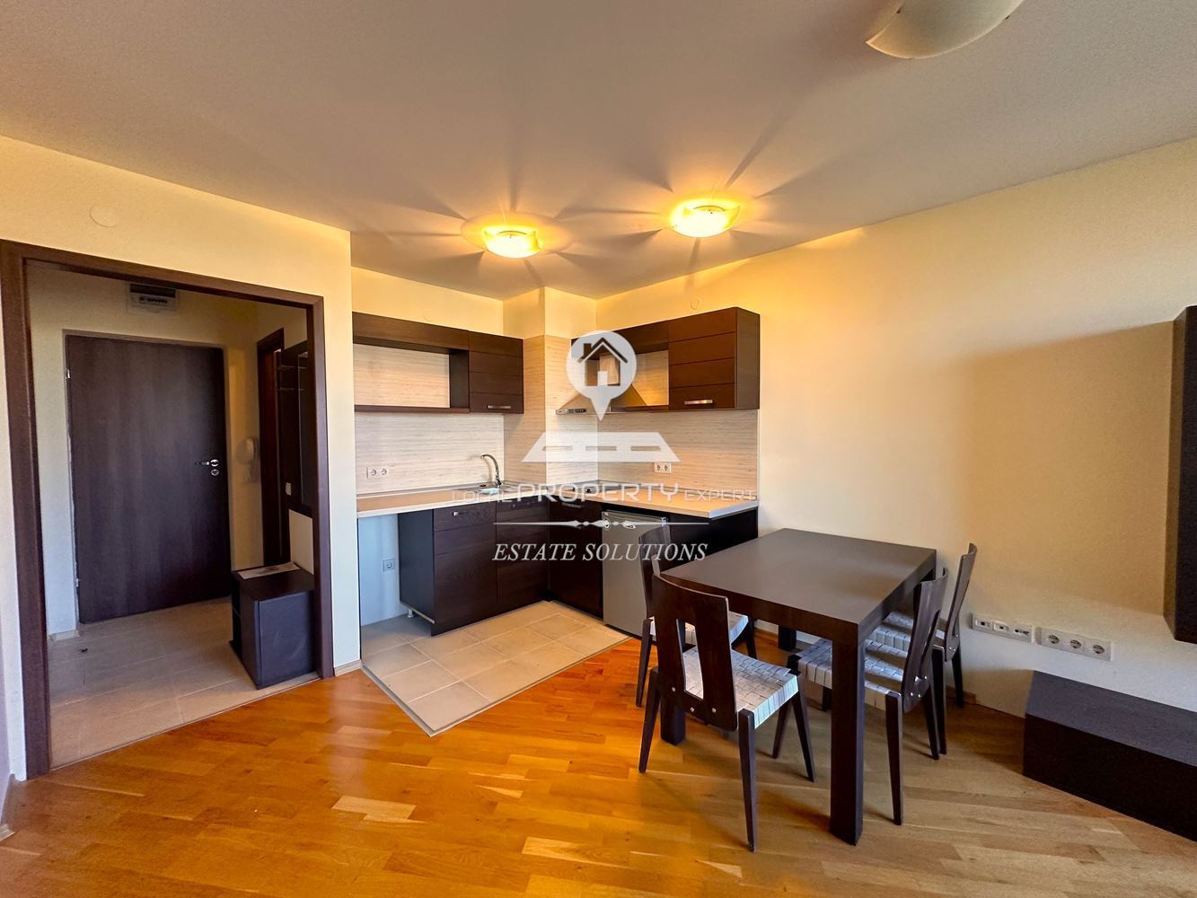 ОБЗАВЕДЕН ТРИСТАЕН АПАРТАМЕНТ В ЖИЛИЩНА СГРАДА „ALL SEASON CLUB“, ГР. БАНСКО - 0