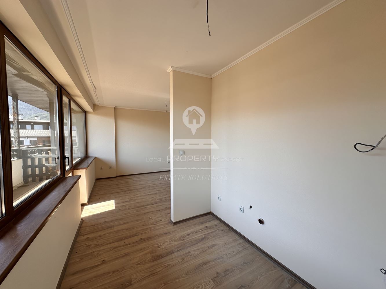 ЮЖНО СТУДИО С ПАНОРАМНА ГЛЕДКА В ЖИЛИЩНА СГРАДА "ОРЧAРД", КВ. ГЛАЗНЕ, ГР. БАНСКО. - 0