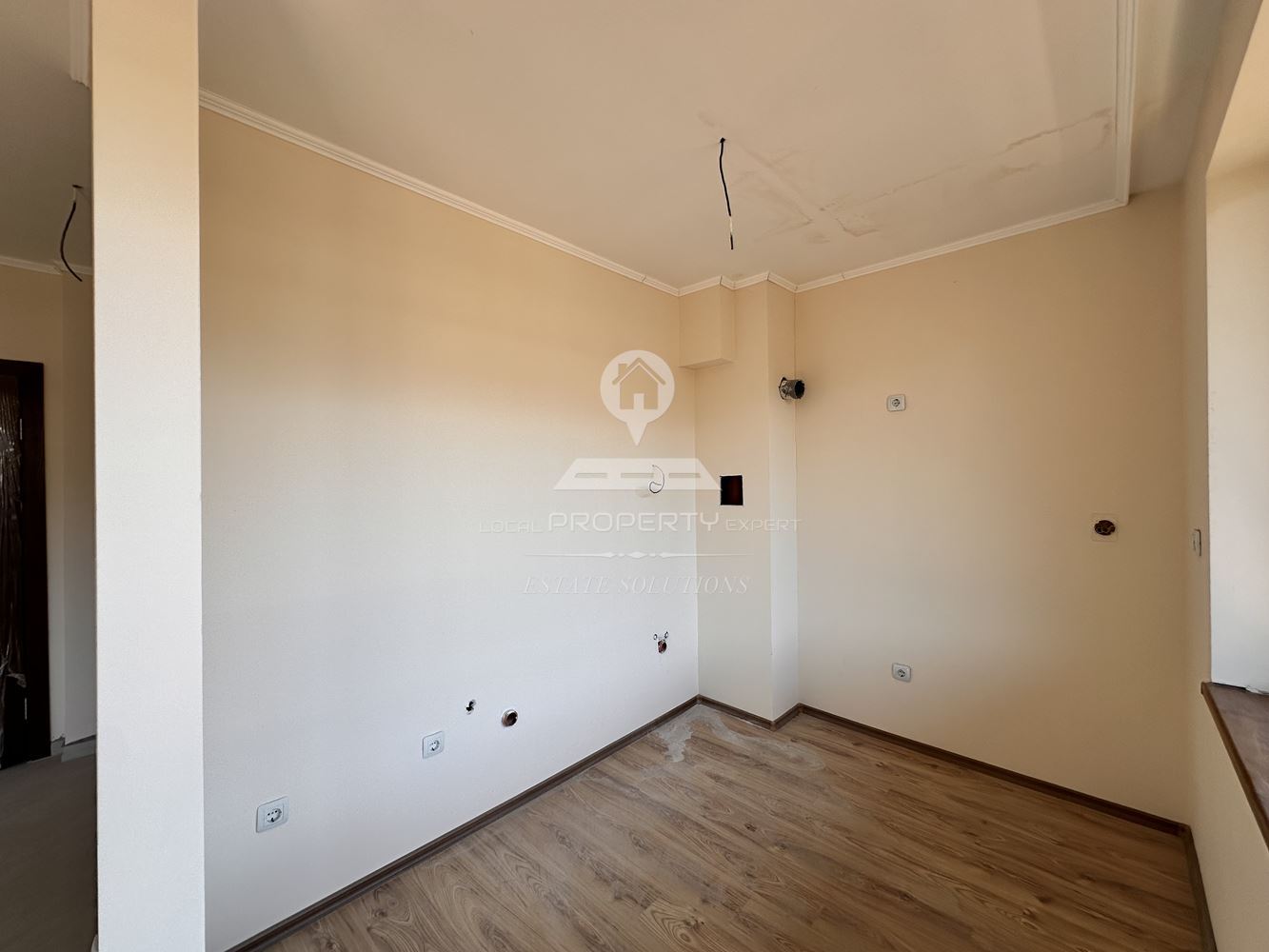 ЮЖНО СТУДИО С ПАНОРАМНА ГЛЕДКА В ЖИЛИЩНА СГРАДА "ОРЧAРД", КВ. ГЛАЗНЕ, ГР. БАНСКО. - 0