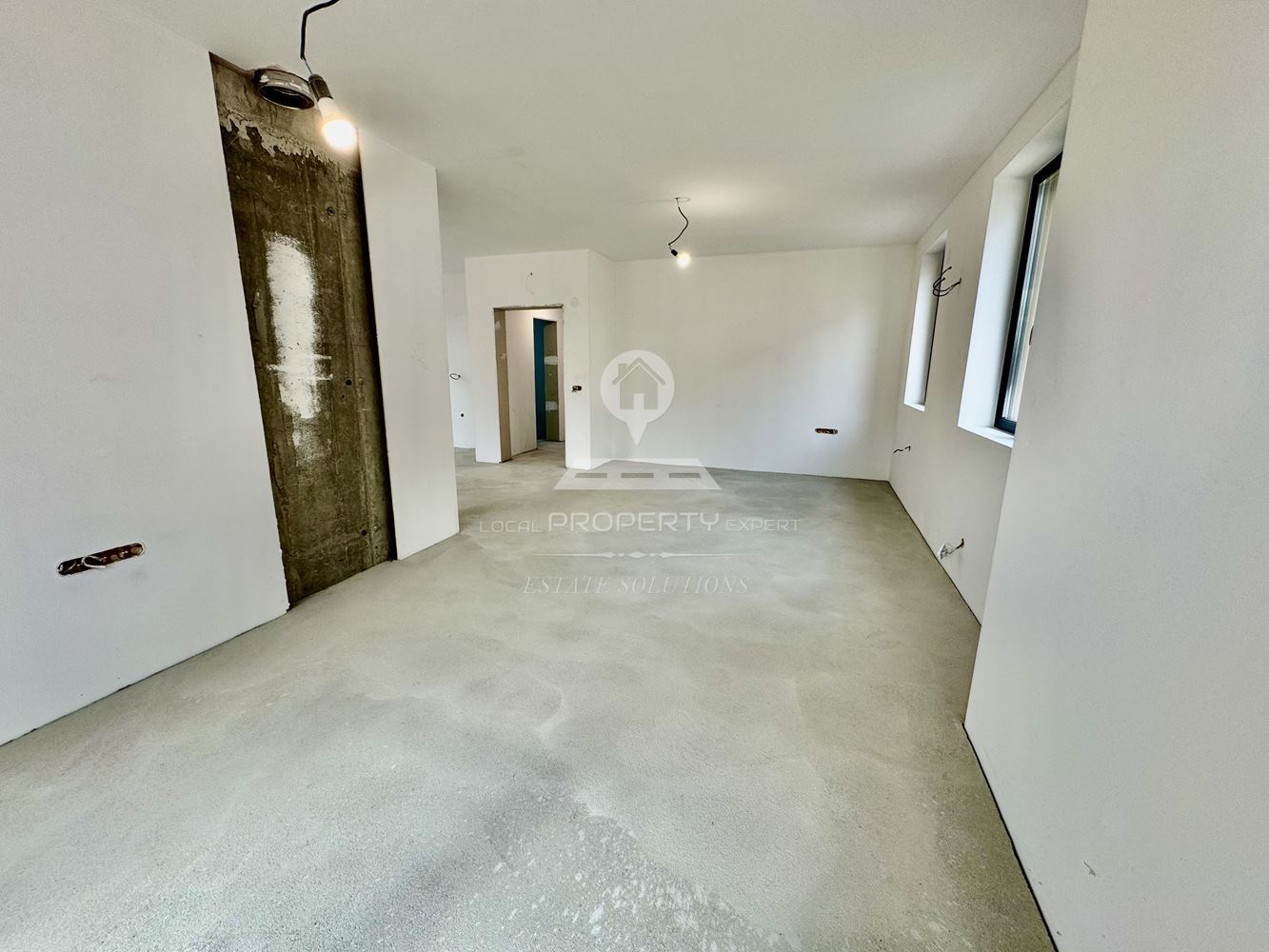 НОВА ЕДНОФАМИЛНА КЪЩА "ДО МЕБЕЛИ" - ПОДОВО С ТЕРМОПОМПА И ПРОСТОРЕН ГАРАЖ - 0