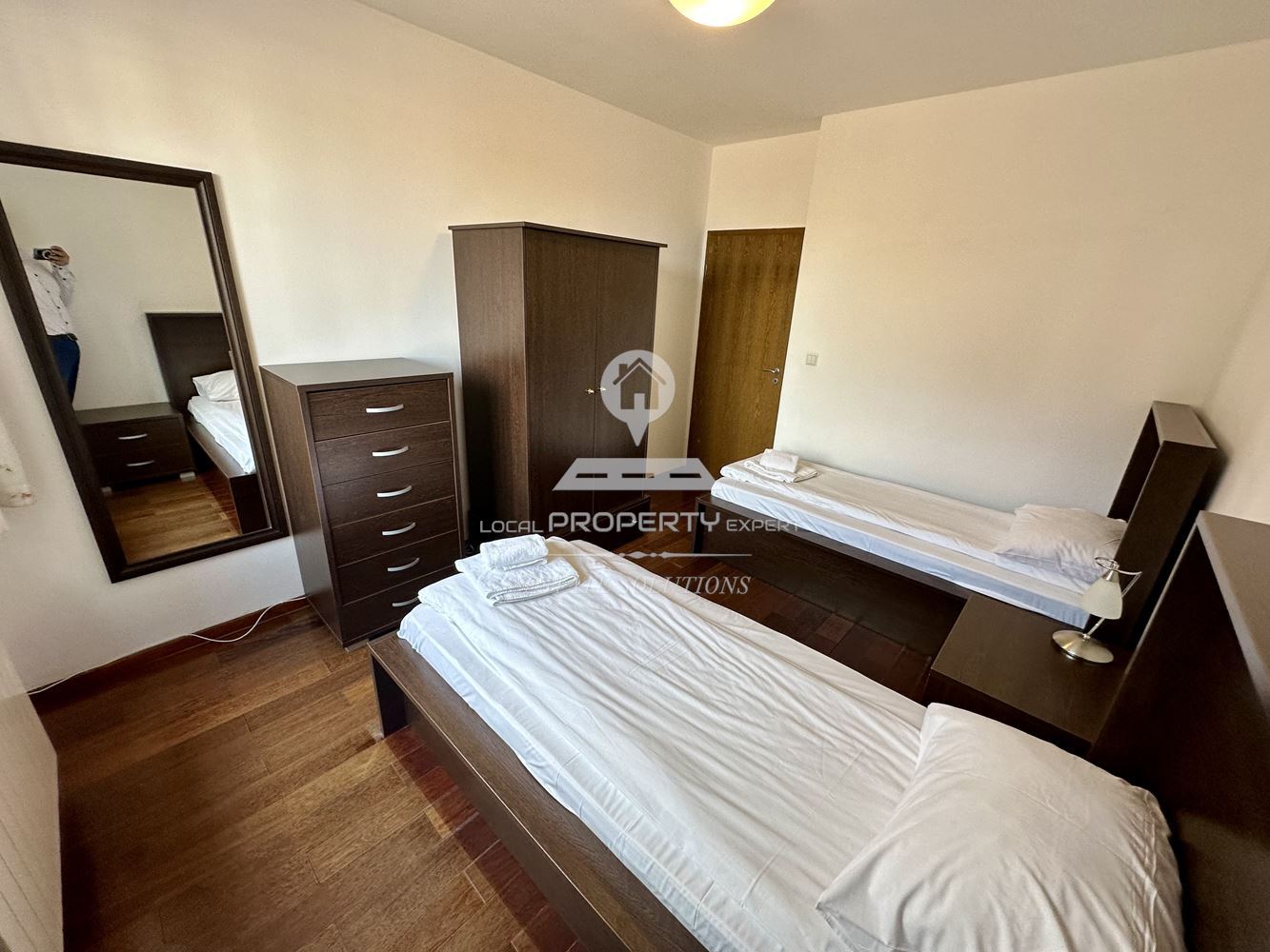 ОБЗАВЕДЕН, ТРИСТАЕН АПАРТАМЕНТ В КОМПЛЕКС "BELLEVUE RESIDENCE" ГР.БАНСКО. - 0