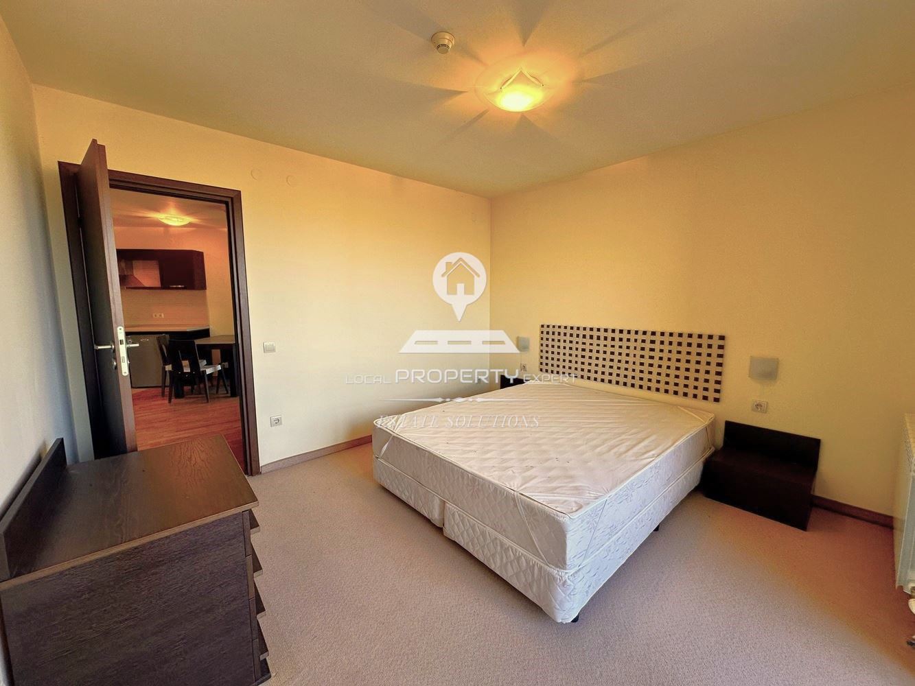 ОБЗАВЕДЕН ТРИСТАЕН АПАРТАМЕНТ В ЖИЛИЩНА СГРАДА „ALL SEASON CLUB“, ГР. БАНСКО - 0