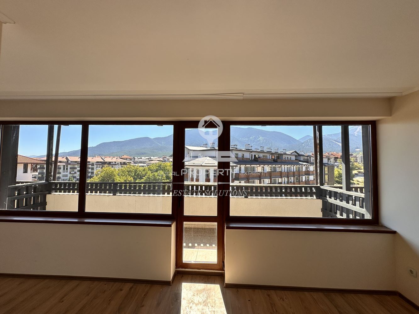 ЮЖНО СТУДИО С ПАНОРАМНА ГЛЕДКА В ЖИЛИЩНА СГРАДА "ОРЧAРД", КВ. ГЛАЗНЕ, ГР. БАНСКО. - 0