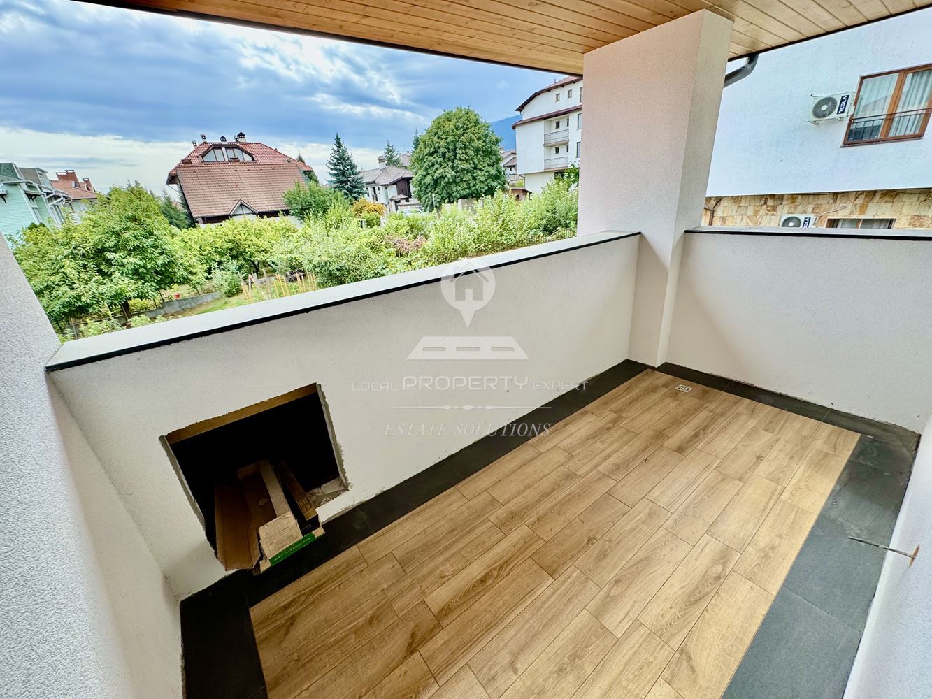 НОВА ЕДНОФАМИЛНА КЪЩА "ДО МЕБЕЛИ" - ПОДОВО С ТЕРМОПОМПА И ПРОСТОРЕН ГАРАЖ - 0