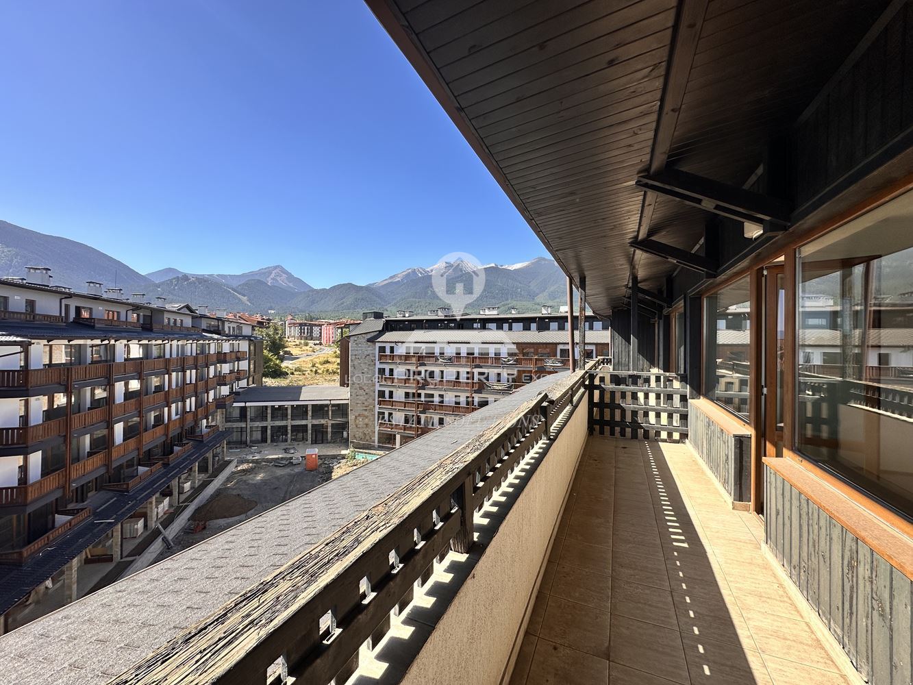 ЮЖНО СТУДИО С ПАНОРАМНА ГЛЕДКА В ЖИЛИЩНА СГРАДА "ОРЧAРД", КВ. ГЛАЗНЕ, ГР. БАНСКО. - 0