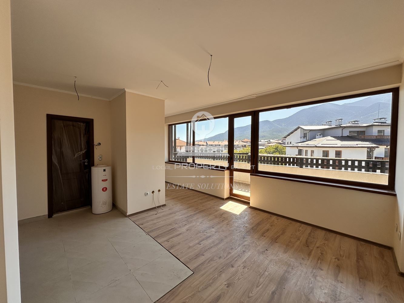 ЮЖНО СТУДИО С ПАНОРАМНА ГЛЕДКА В ЖИЛИЩНА СГРАДА "ОРЧAРД", КВ. ГЛАЗНЕ, ГР. БАНСКО. - 0