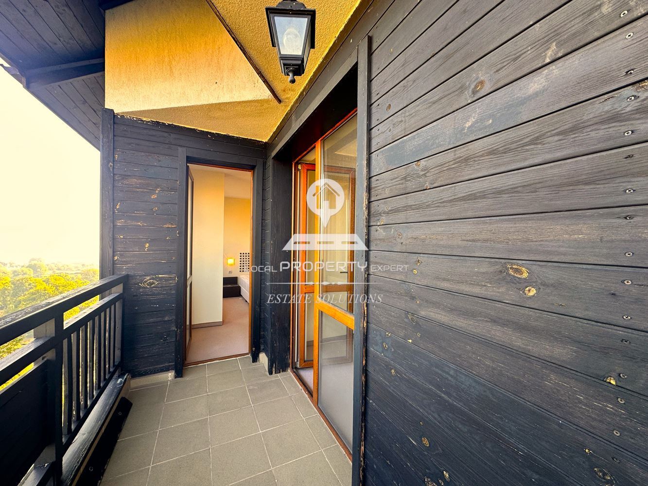 ОБЗАВЕДЕН ТРИСТАЕН АПАРТАМЕНТ В ЖИЛИЩНА СГРАДА „ALL SEASON CLUB“, ГР. БАНСКО - 0