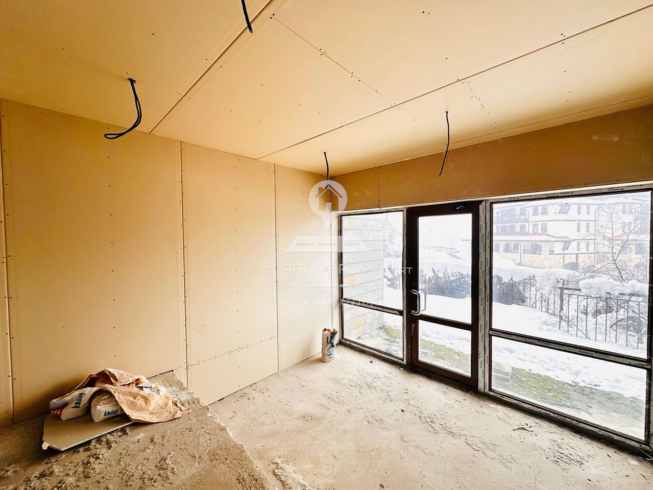 Магазин - Благоевград, област, гр.Банско - 0