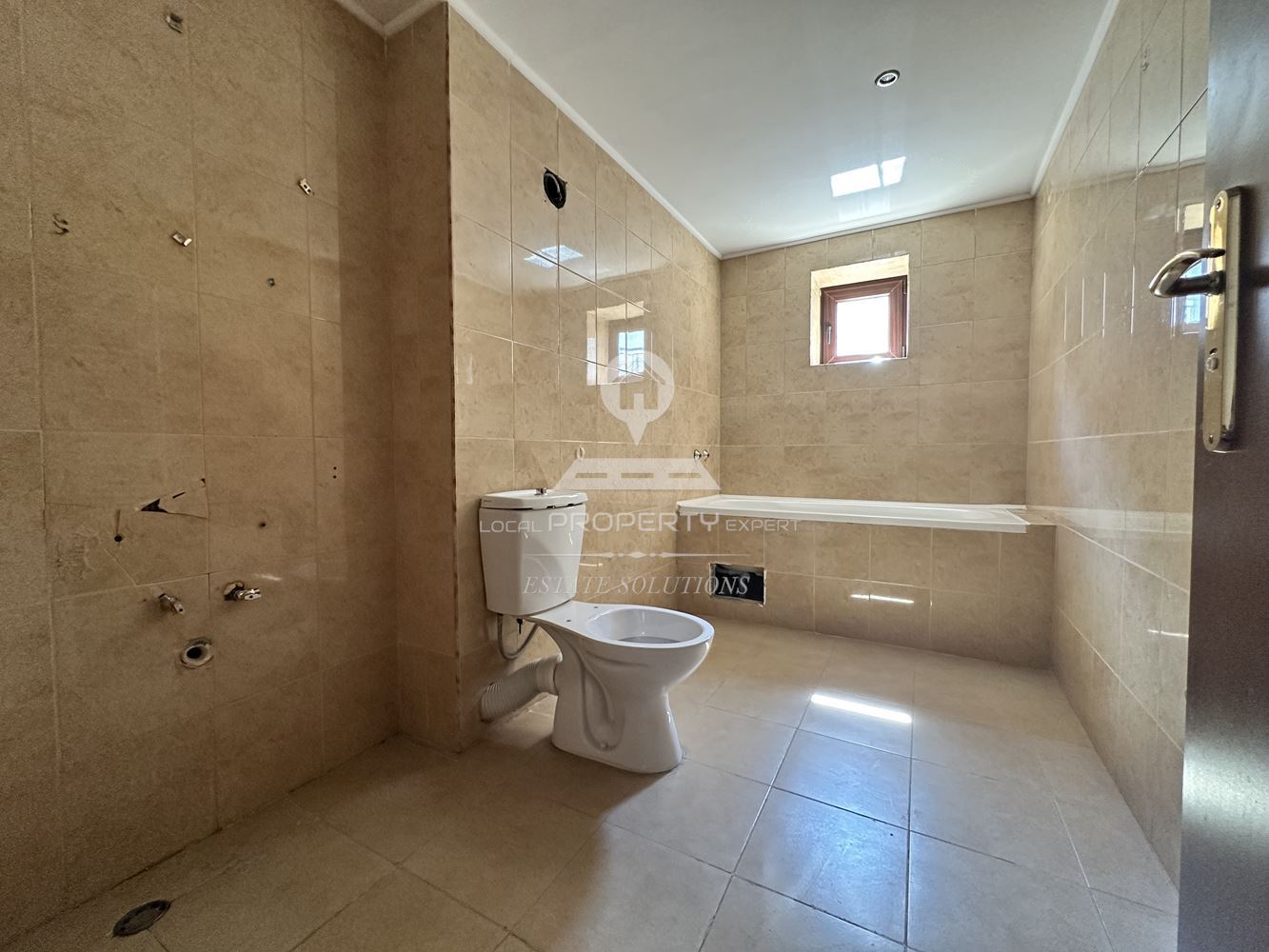 ТРИСТАЕН АПАРТАМЕНТ, КОМПЛЕКС ''MOUNTAIN PARADISE'', ГР.БАНСКО - 0