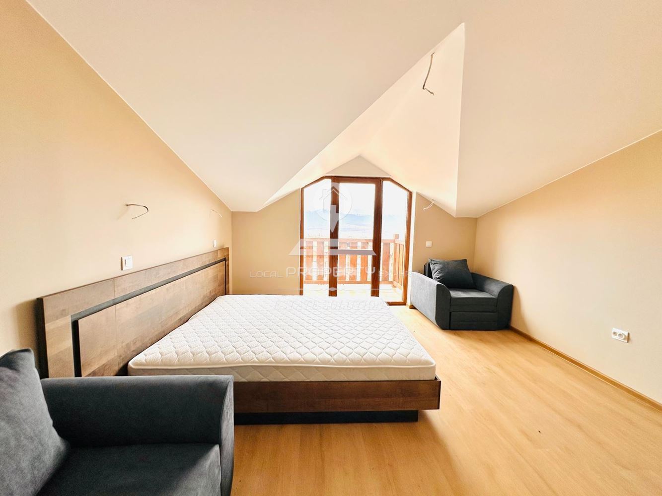 СТУДИО В КОМПЛЕКС 'BANSKO HILLS SIDE' ГРАМАДЕТО, ГР.БАНСКО. - 0