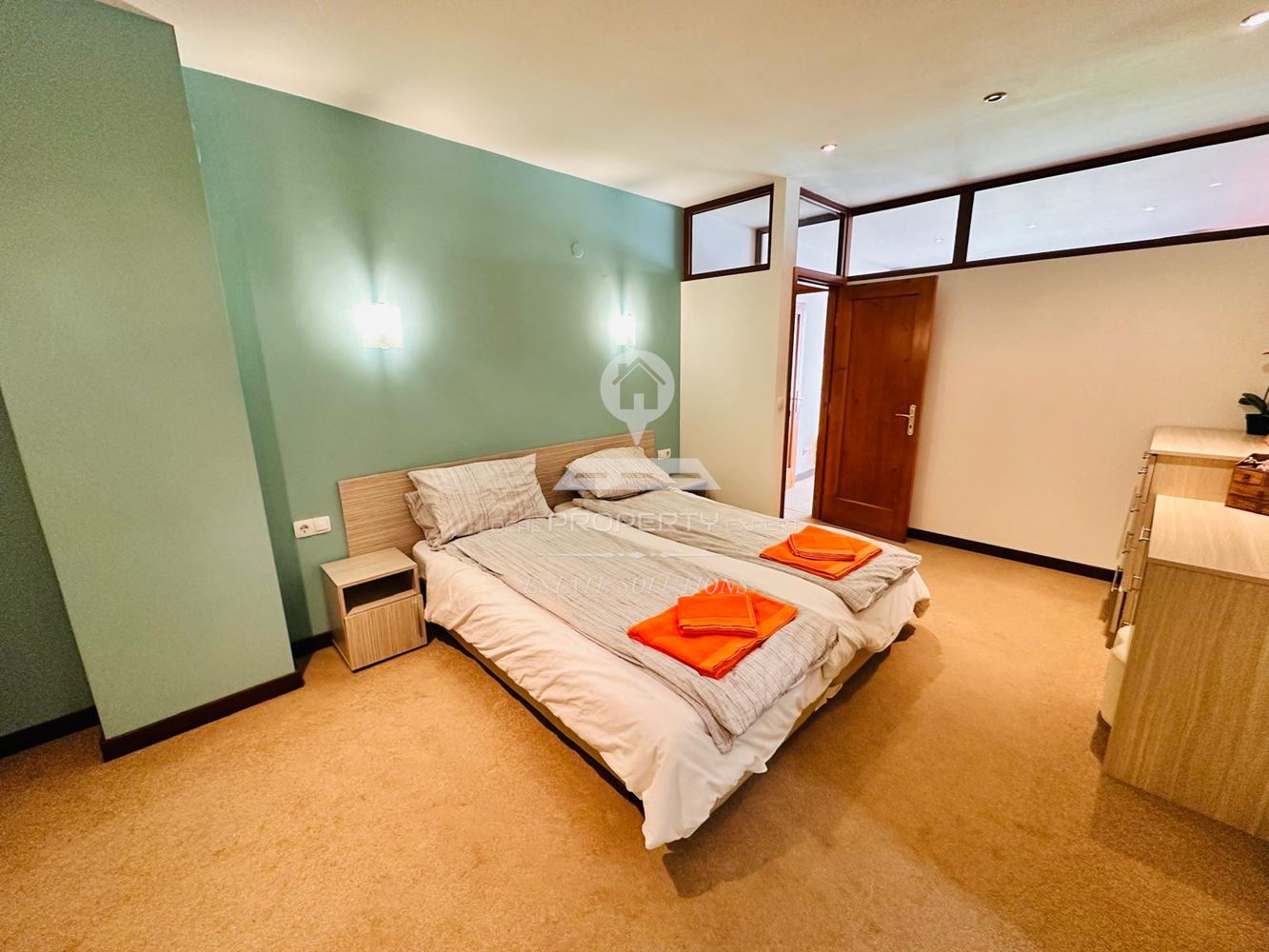 НАПЪЛНО ОБЗАВЕДЕН ТРИСТАЕН АПАРТАМЕНТ С НИСКА ТАКСА ЗА ПОДДРЪЖКА В ЖИЛИЩНА СГРАДА "МАНАСТИРА", УЛ. "НАЙДЕН ГЕРОВ", ГР. БАНСК - 0