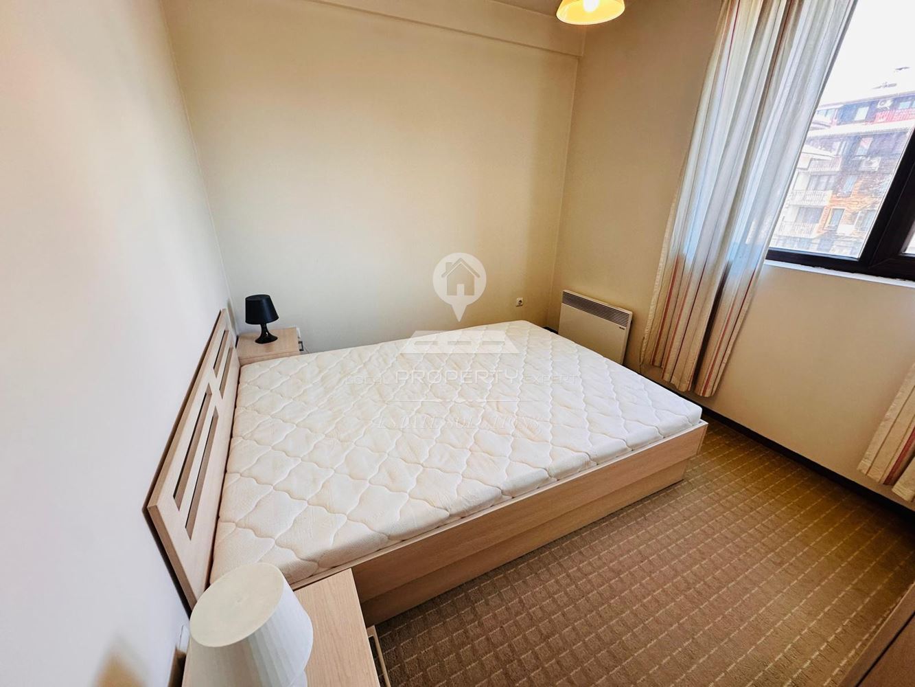 НАПЪЛНО ОБЗАВЕДЕН ЮЖЕН, ДВУСТАЕН АПАРТАМЕНТ В РАЙОНА НА БИЛА, ГР. БАНСКО. - 0