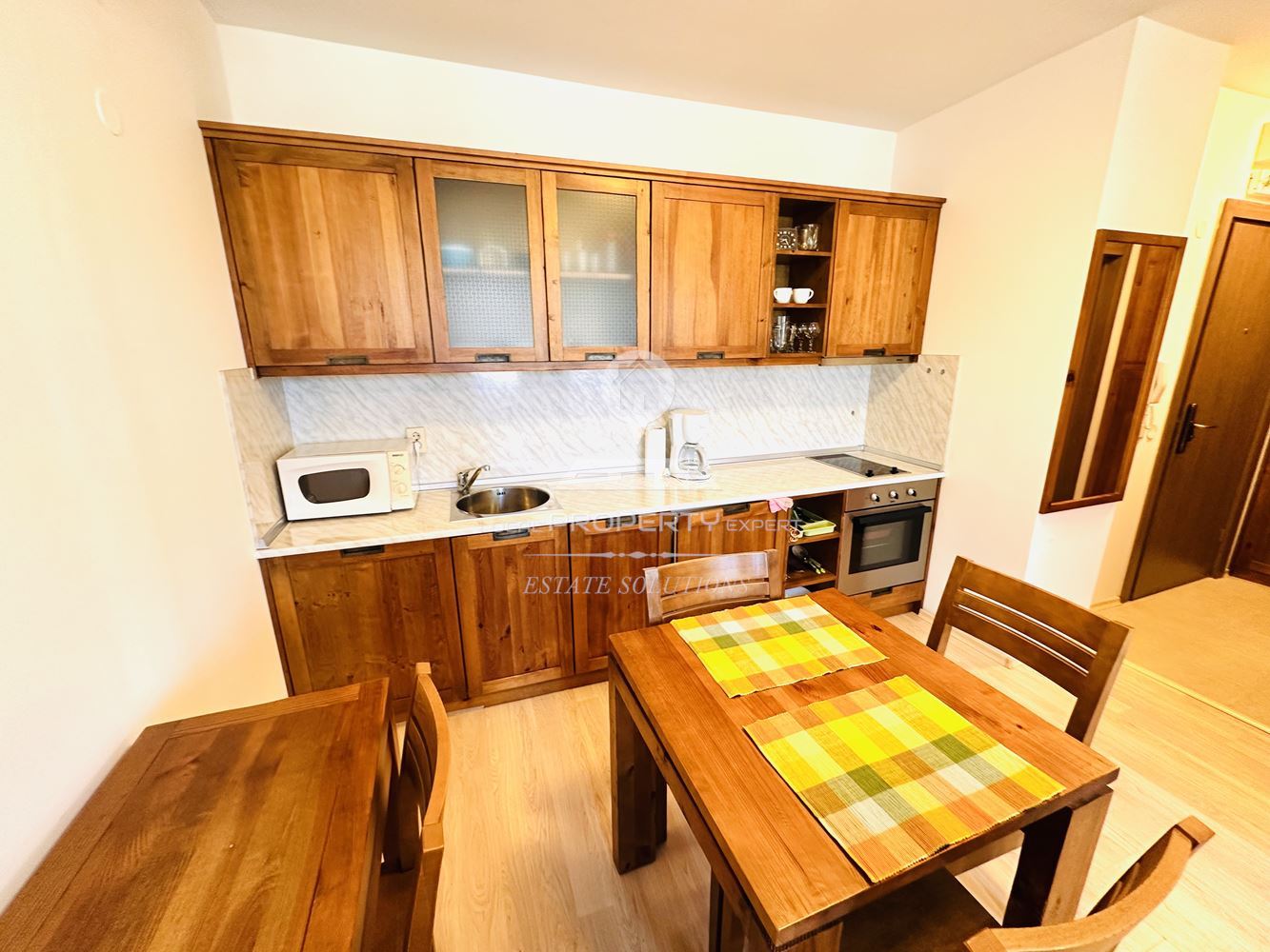 НАПЪЛНО ОБЗАВЕДЕНО СТУДИО В КОМПЛЕКС "СЕЙНТ ДЖОН ХИЛ'', М. СВ. ИВАН РИЛСКИ, ГР. БАНСКО. - 0