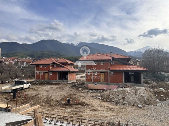 ЕДНОФАМИЛНА КЪЩА В ГР. БАНСКО - 0