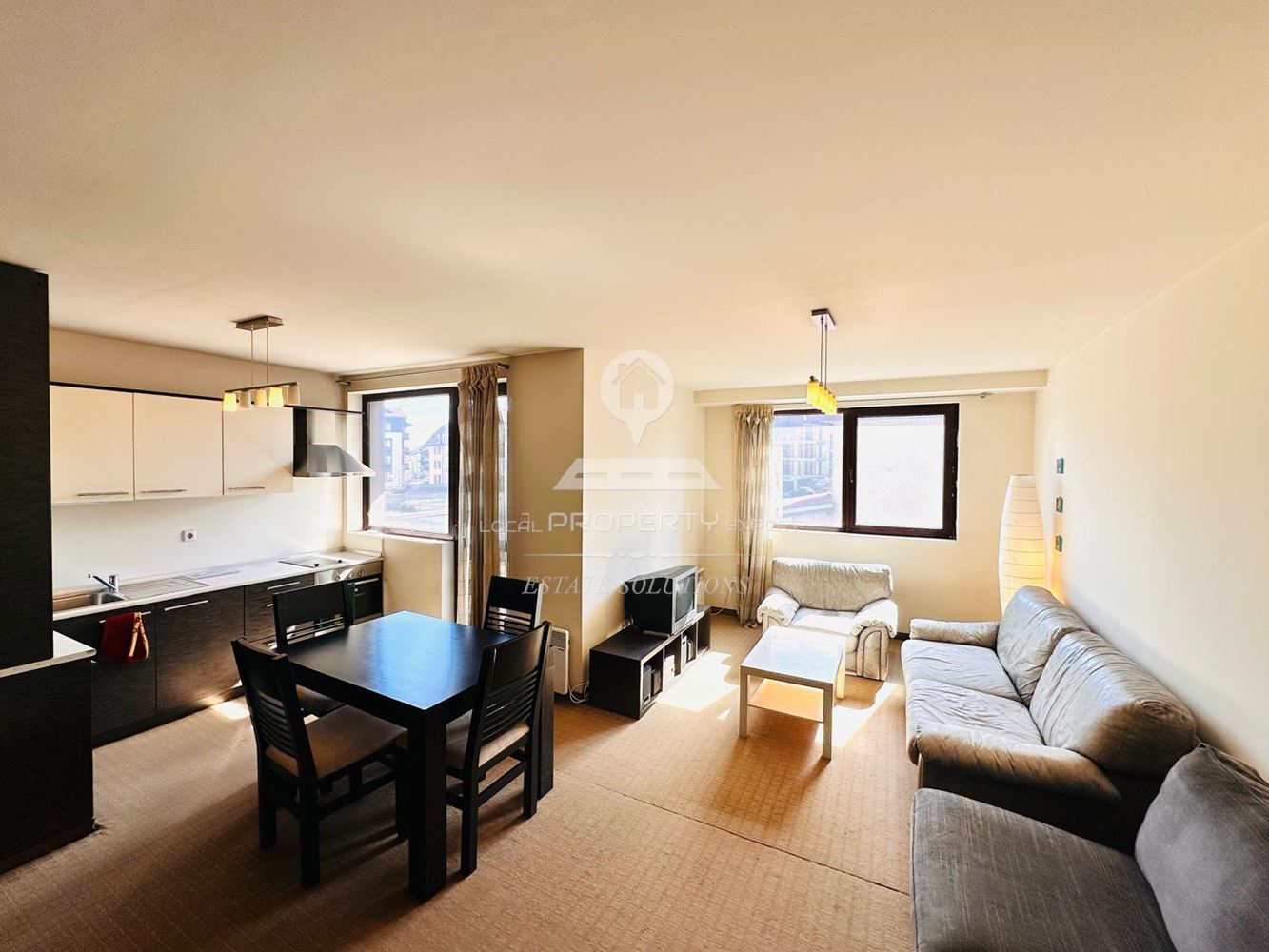 НАПЪЛНО ОБЗАВЕДЕН ЮЖЕН, ДВУСТАЕН АПАРТАМЕНТ В РАЙОНА НА БИЛА, ГР. БАНСКО. - 0