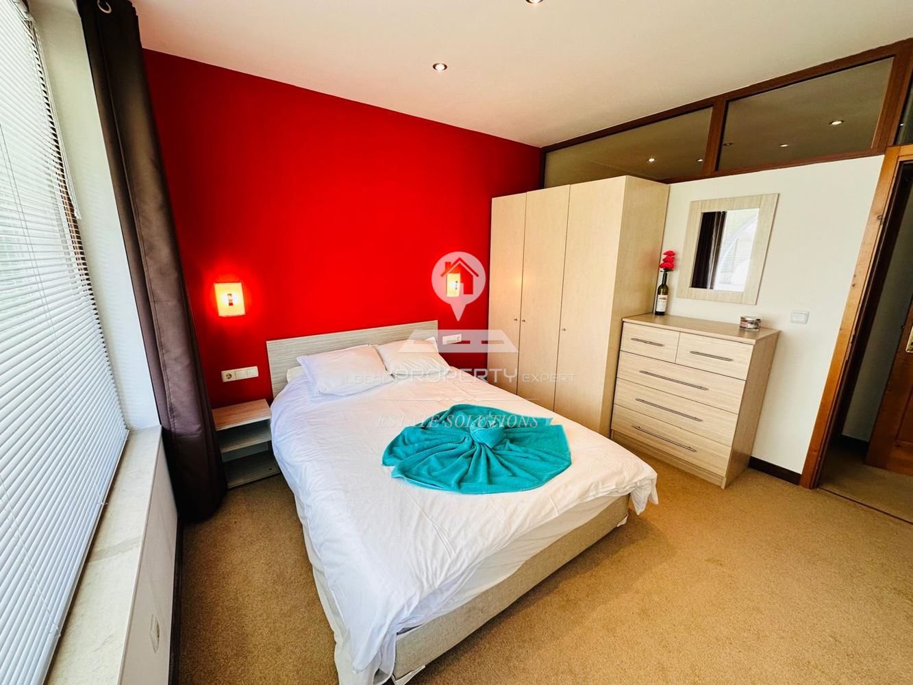 НАПЪЛНО ОБЗАВЕДЕН ТРИСТАЕН АПАРТАМЕНТ С НИСКА ТАКСА ЗА ПОДДРЪЖКА В ЖИЛИЩНА СГРАДА "МАНАСТИРА", УЛ. "НАЙДЕН ГЕРОВ", ГР. БАНСК - 0