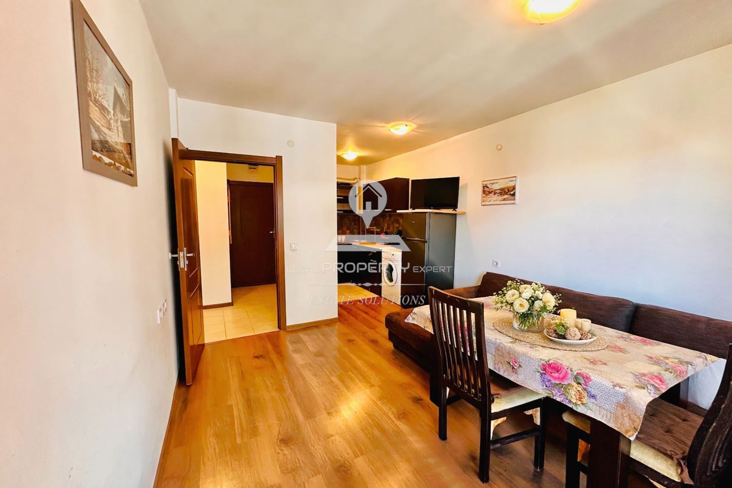 УЮТЕН И ПРОСТОРЕН, ДВУСТАЕН АПАРТАМЕНТ В ЖИЛИЩНА СГРАДА В ГР. БАНСКО. - 0