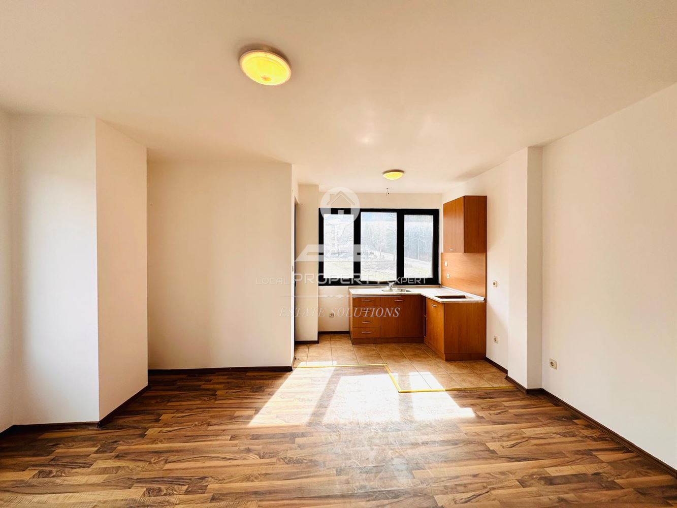 ТРИСТАЕН АПАРТАМЕНТ С ЮЖНО ИЗЛОЖЕНИЕ В ЖИЛИЩНА СГРАДА "РАМАДА 1", УЛ. ''ПИРИН", КВ. ГРАМАДЕТО, ГР. БАНСКО. - 0