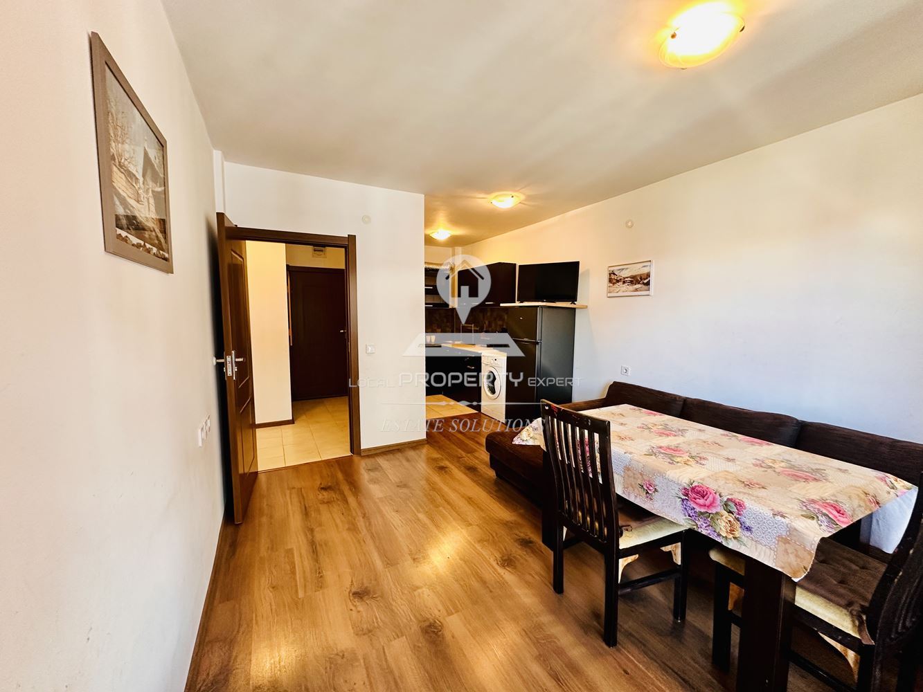 УЮТЕН И ПРОСТОРЕН, ДВУСТАЕН АПАРТАМЕНТ В ЖИЛИЩНА СГРАДА В ГР. БАНСКО. - 0