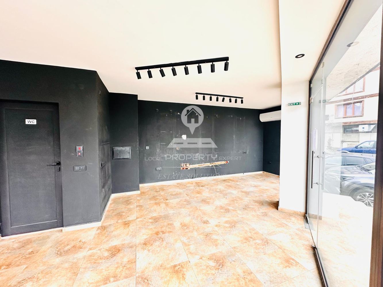 ТЪРГОВСКО ПОМЕЩЕНИЕ ПОД НАЕМ НА ТОП ЛОКАЦИЯ КВ. "ГРАМАДЕТО", УЛ. "НАЙДЕН ГЕРОВ 36", ГР. БАНСКО. - 0