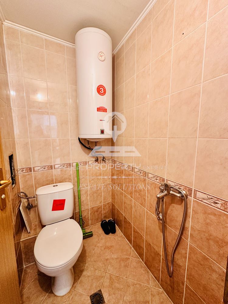 ЮЖЕН ДВУСТАЕН АПАРТАМЕНТ В ЖИЛИЩНА СГРАДА "ВИХРЕН", ГР. БАНСКО - 0