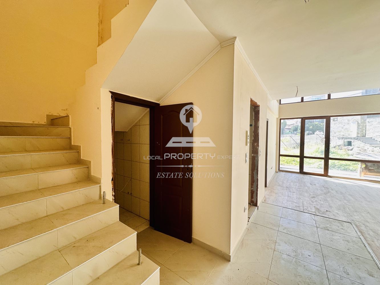 МЕЗОНЕТ С ЮЖНО ИЗЛОЖЕНИЕ В ЖИЛИЩНА СГРАДА "ORCHARD", ГР. БАНСКО - 0