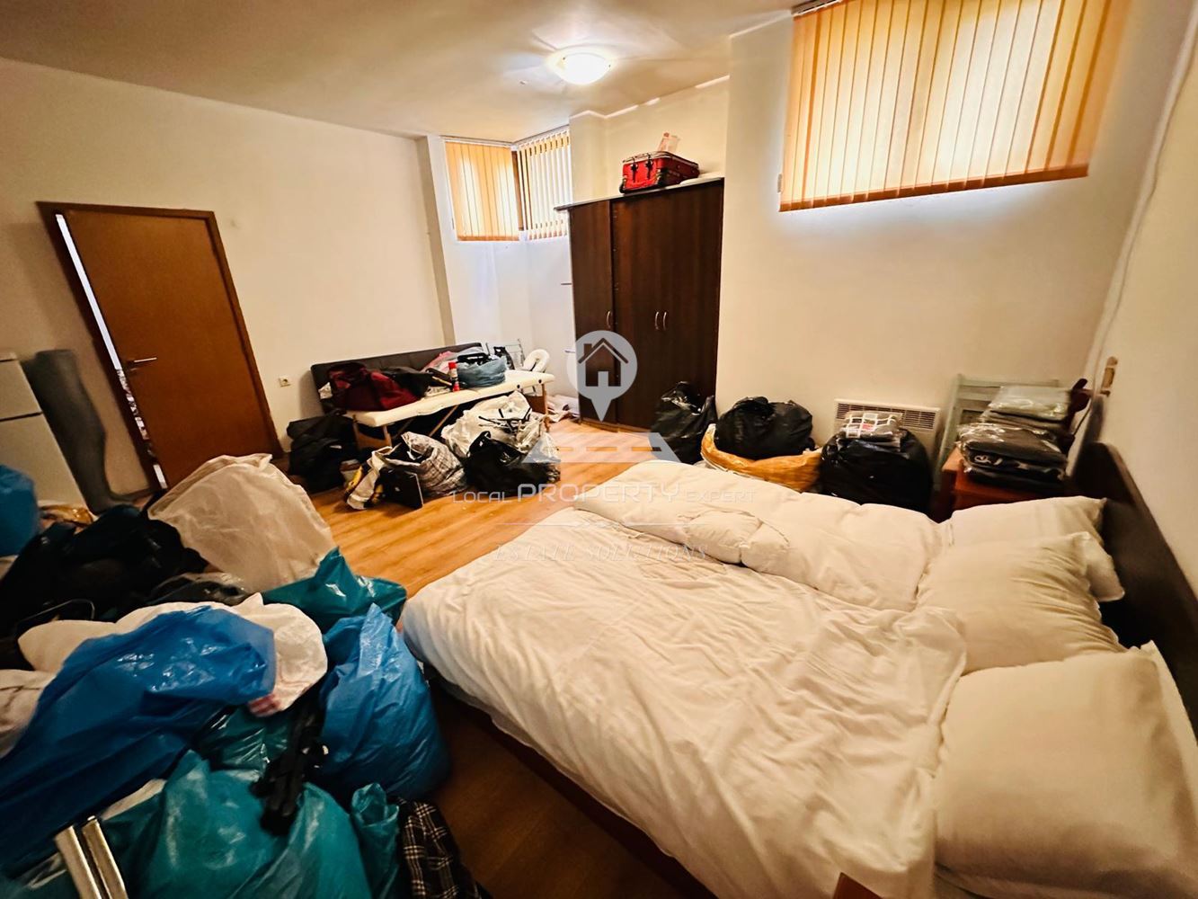 ЖИЛИЩНО ПОМЕЩЕНИЕ СЪС СТАТУТ НА СКЛАД В ЖИЛИЩНА СГРАДА ''СЕВЕРИНА'', КВ. ''ГЛАЗНЕ'', ГР. БАНСКО. - 0