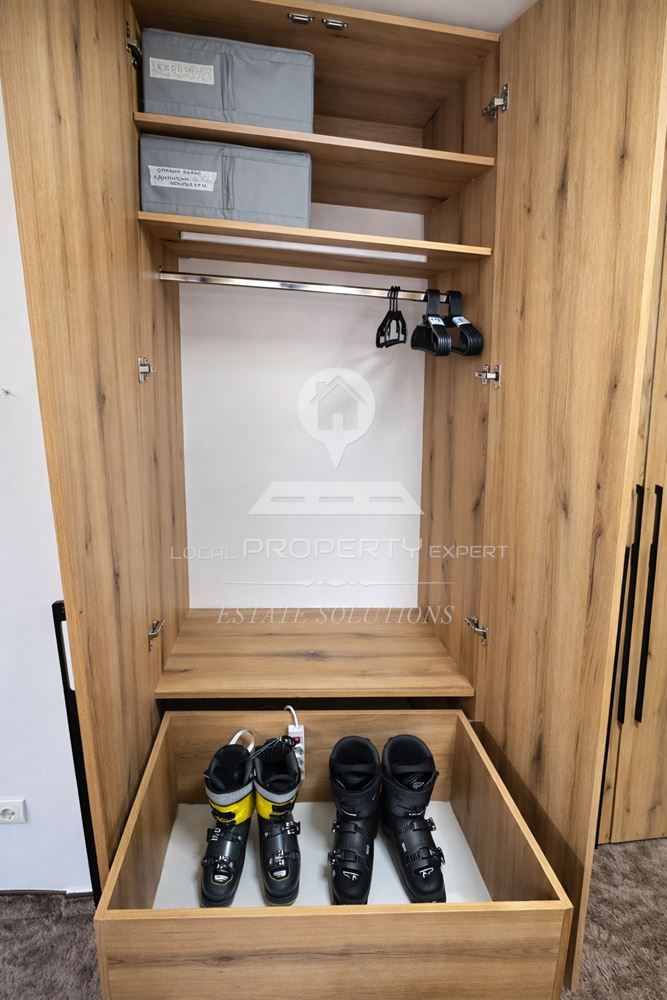 ПРОСТОРЕН ТРИСТАЕН АПАРТАМЕНТ СЪС СТИЛНО ОБЗАВЕЖДАНЕ В КОМПЛЕКС "PANORAMA RISORT" ГР. БАНСКО - 0