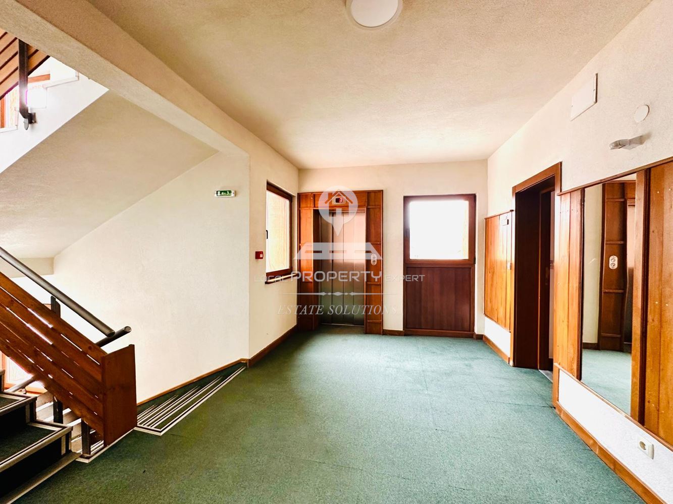 СТИЛНО ОБЗАВЕДЕНИ ЕДНОСПАЛНИ АПАРТАМЕНТИ ПОД НАЕМ В ХОТЕЛ С ТРИ ЗВЕЗДИ, ГР. РАЗЛОГ. - 0