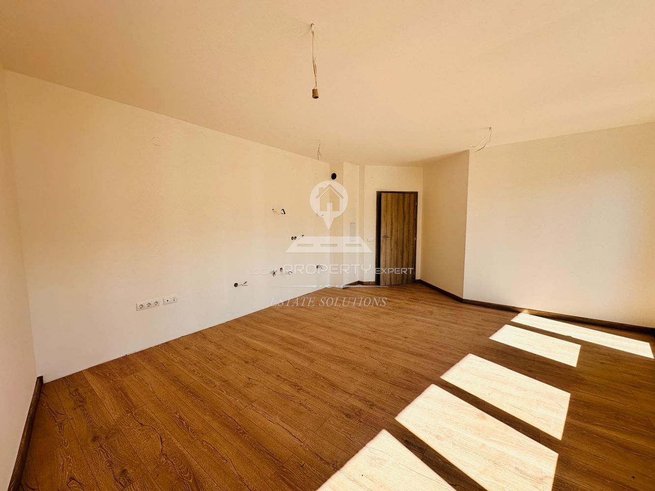 ЮЖЕН ТРИСТАЕН АПАРТАМЕНТ В ЖИЛИЩНА СГРАДА "ЕЛИТ'', УЛ. ''НАЙДЕН ГЕРОВ'', ГР. БАНСКО. - 0