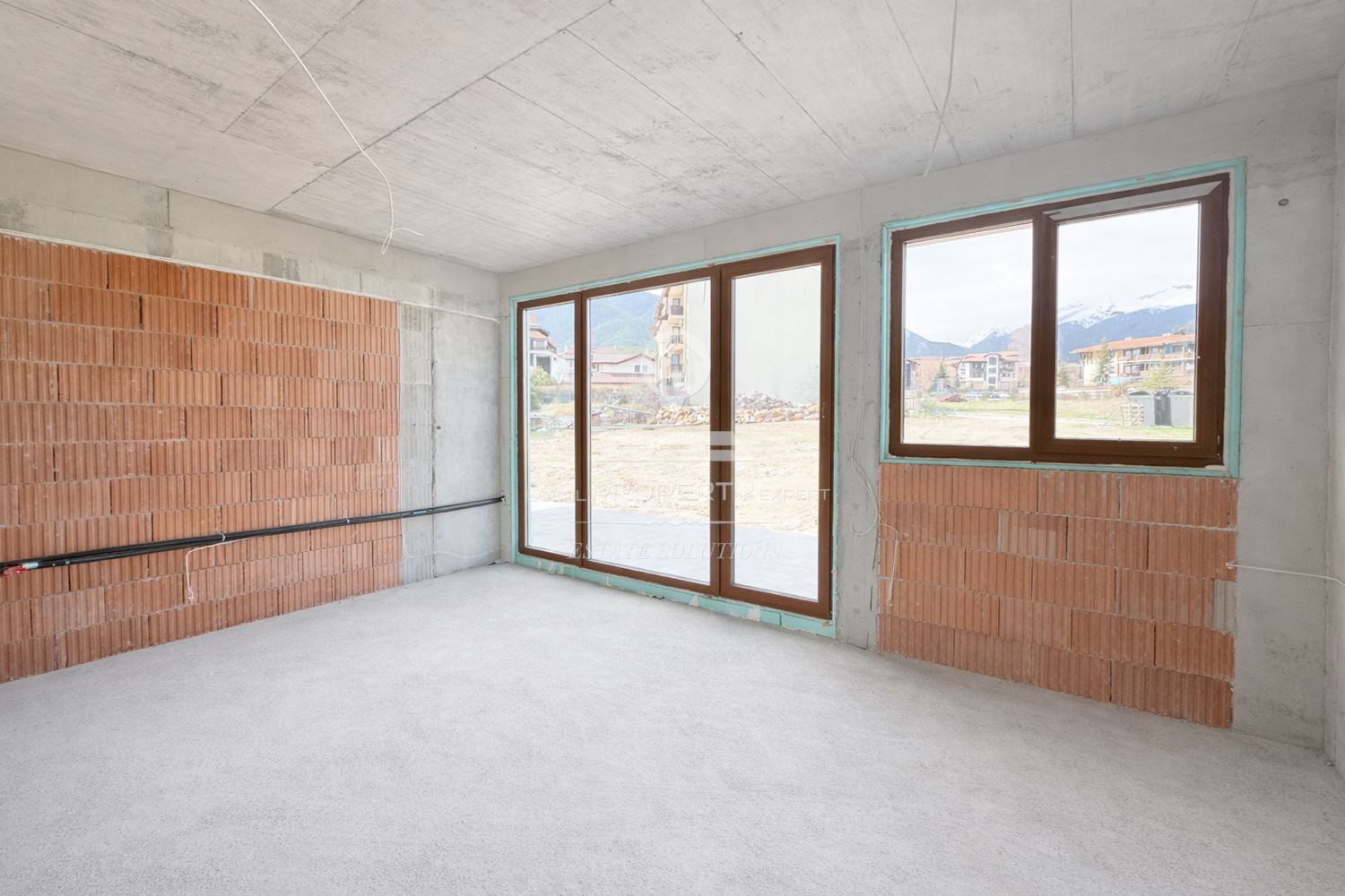 ИНВЕСТИРАЙ СЪС СТИЛ: КЪЩА В БАНСКИ АРХИТЕКТУРЕН ДУХ И ПАНОРАМА КЪМ ПИРИН. - 0