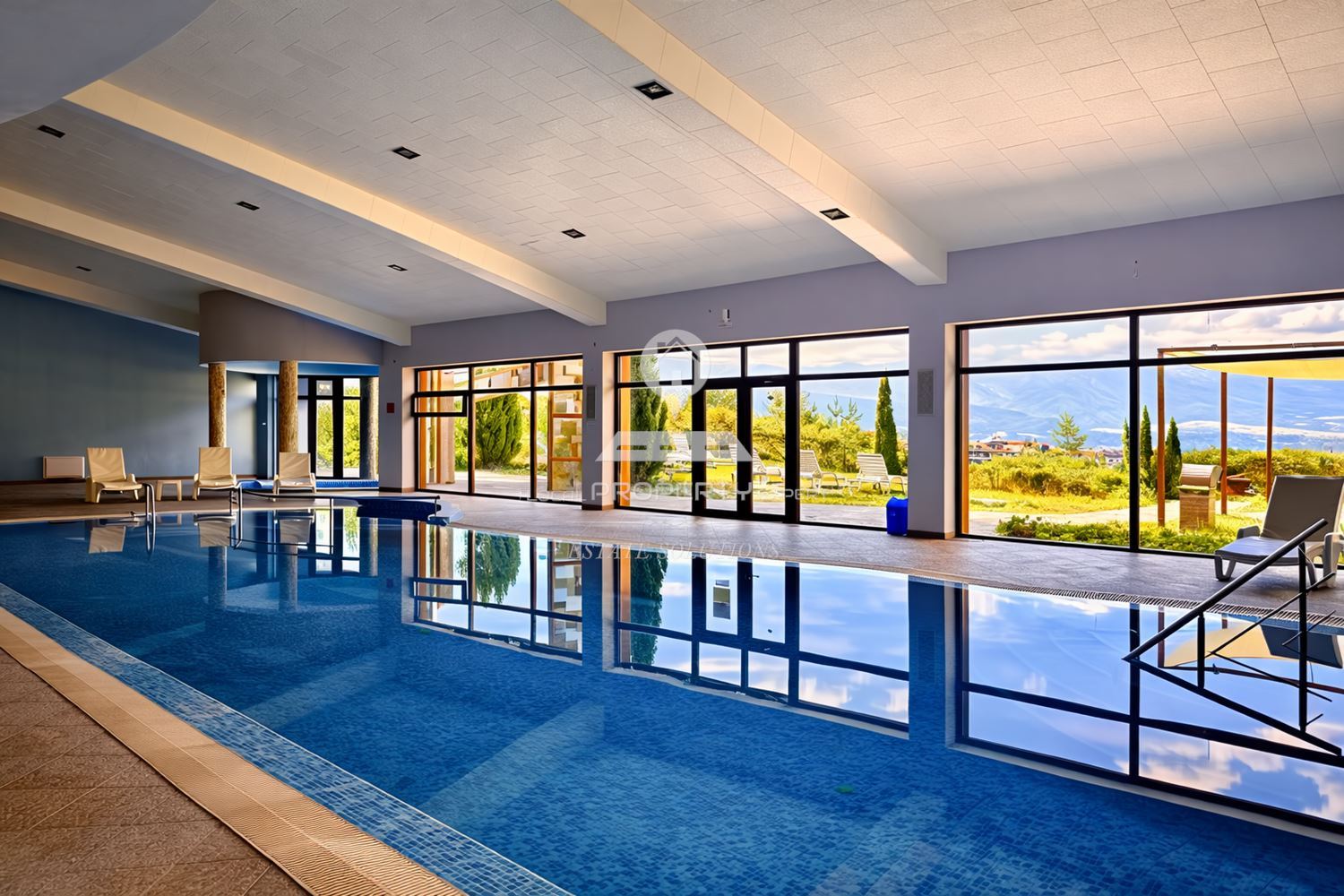 ПРОСТОРЕН ТРИСТАЕН АПАРТАМЕНТ СЪС СТИЛНО ОБЗАВЕЖДАНЕ В КОМПЛЕКС "PANORAMA RISORT" ГР. БАНСКО - 0