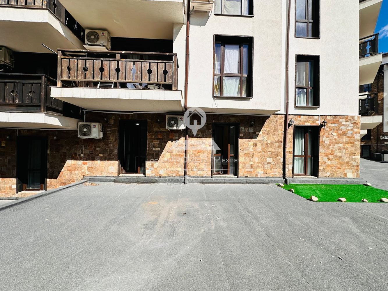 УЮТЕН, ДВУСТАЕН АПАРТАМЕНТ В КОМПЛЕКС "GRAND BANSKO" 1, КВ. ГРАМАДЕТО, ГР. БАНСКО. - 0