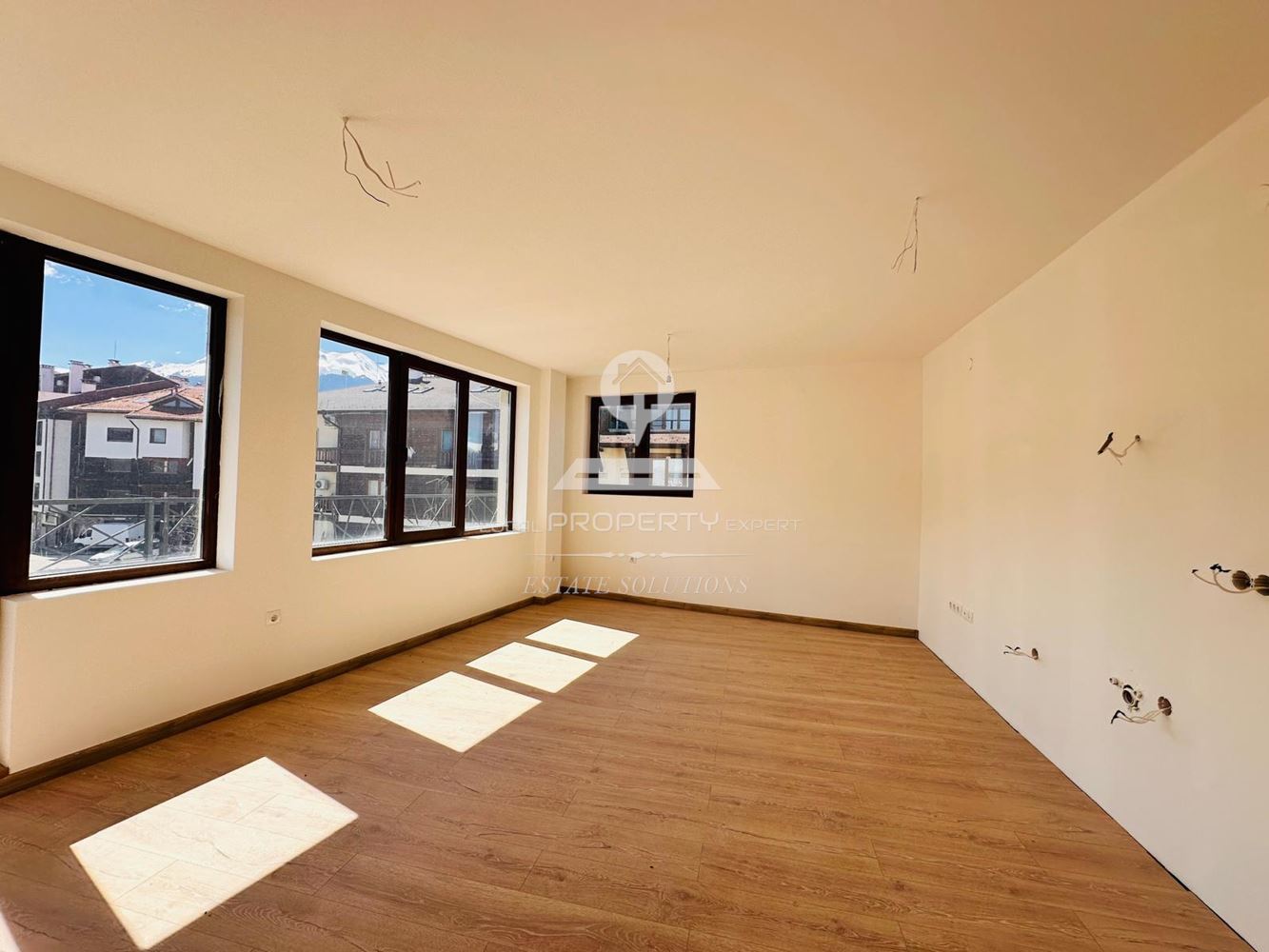 ЮЖЕН ТРИСТАЕН АПАРТАМЕНТ В ЖИЛИЩНА СГРАДА "ЕЛИТ'', УЛ. ''НАЙДЕН ГЕРОВ'', ГР. БАНСКО. - 0