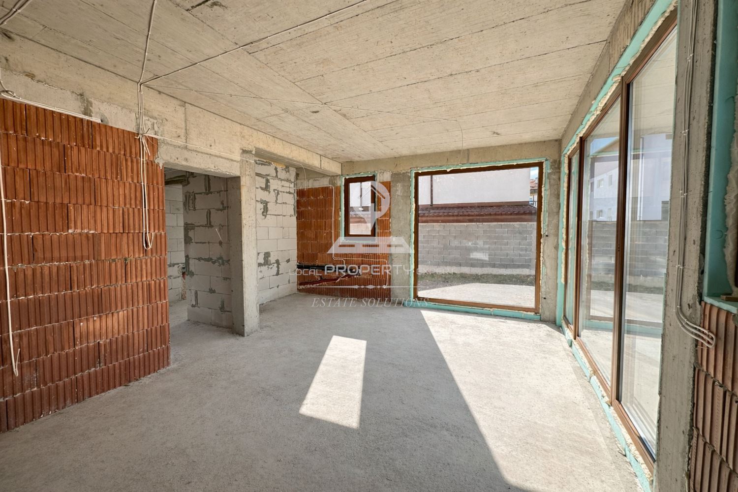 ИНВЕСТИРАЙ СЪС СТИЛ: КЪЩА В БАНСКИ АРХИТЕКТУРЕН ДУХ И ПАНОРАМА КЪМ ПИРИН. - 0