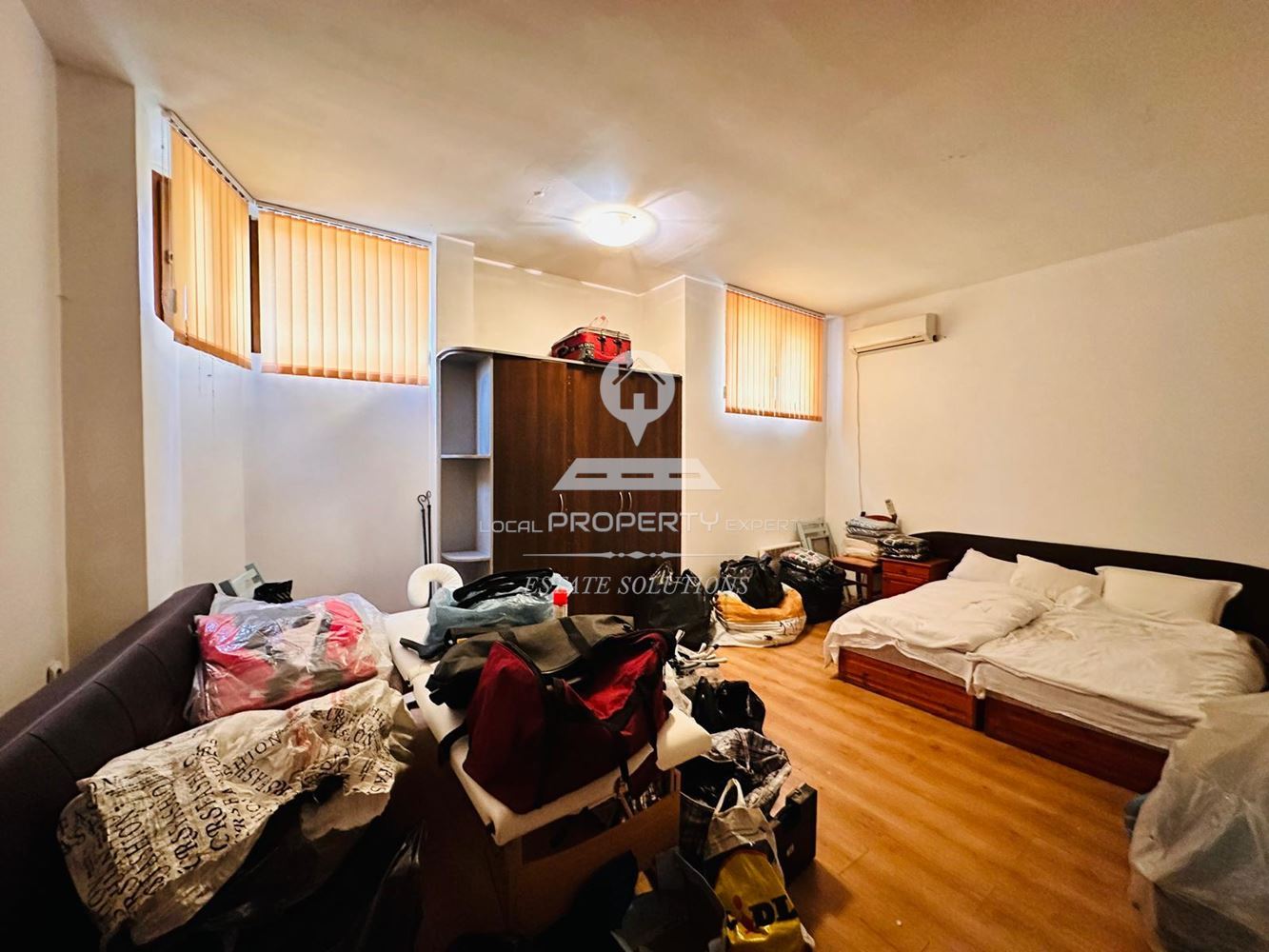 ЖИЛИЩНО ПОМЕЩЕНИЕ СЪС СТАТУТ НА СКЛАД В ЖИЛИЩНА СГРАДА ''СЕВЕРИНА'', КВ. ''ГЛАЗНЕ'', ГР. БАНСКО. - 0