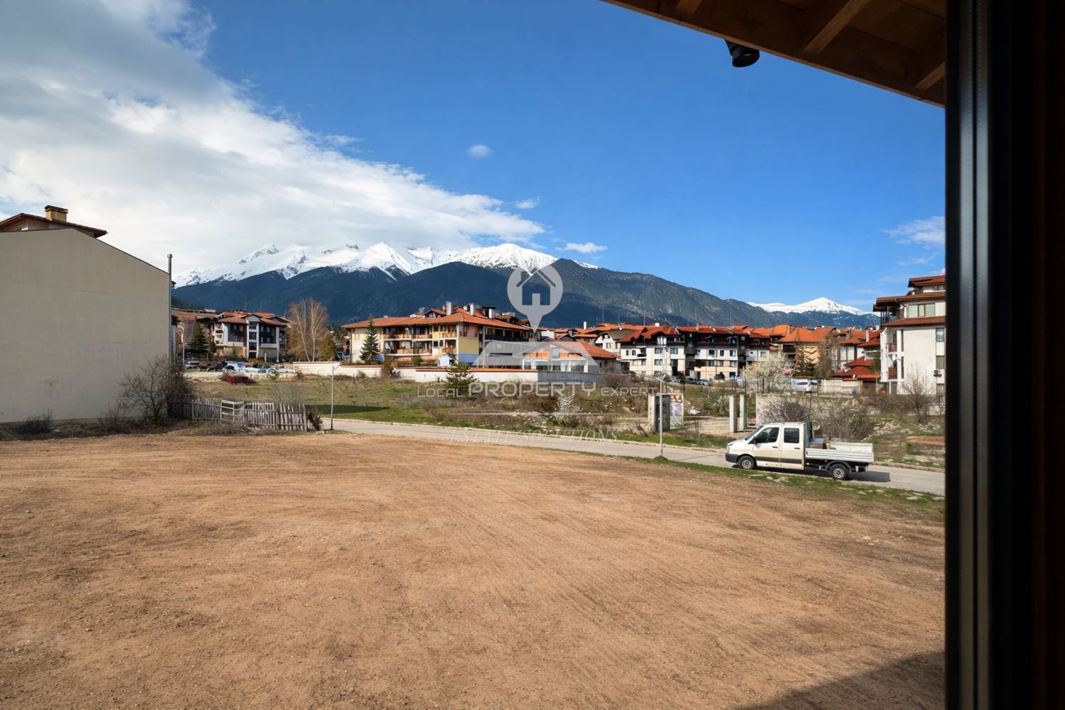 ИНВЕСТИРАЙ СЪС СТИЛ: КЪЩА В БАНСКИ АРХИТЕКТУРЕН ДУХ И ПАНОРАМА КЪМ ПИРИН. - 0